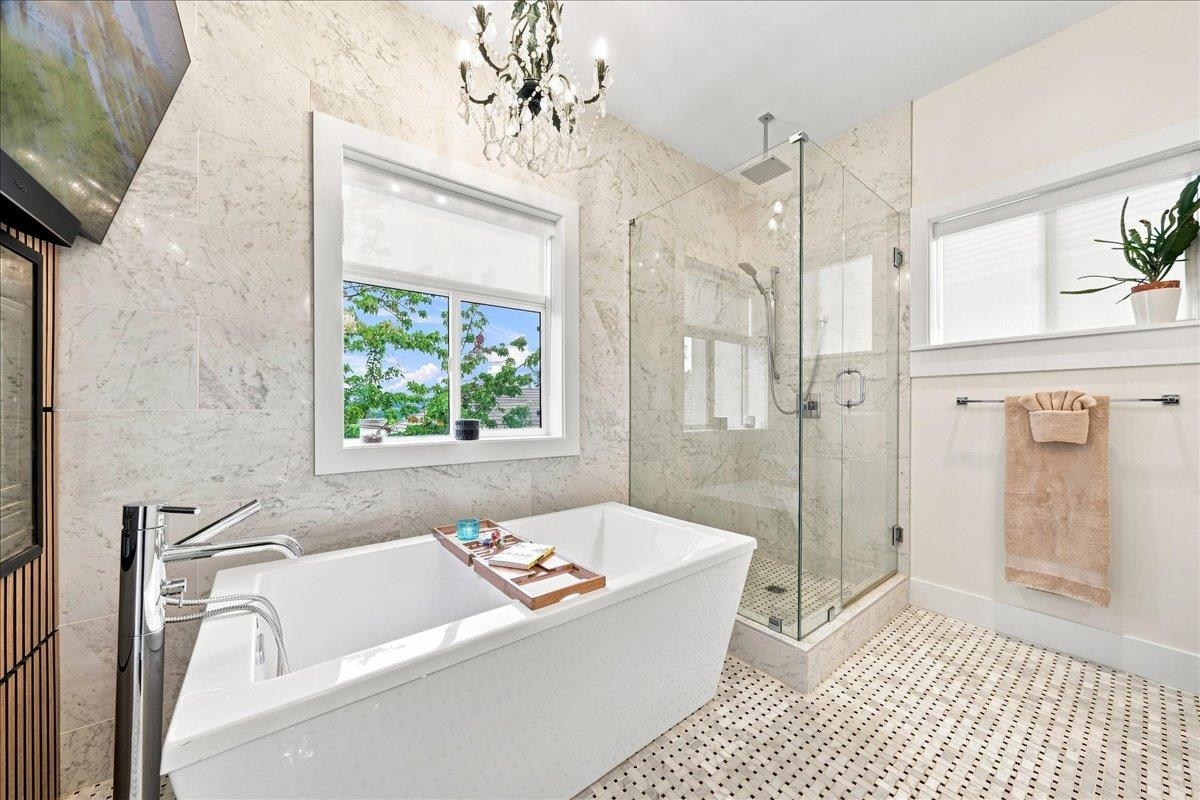 14 915 FORT FRASER RISE