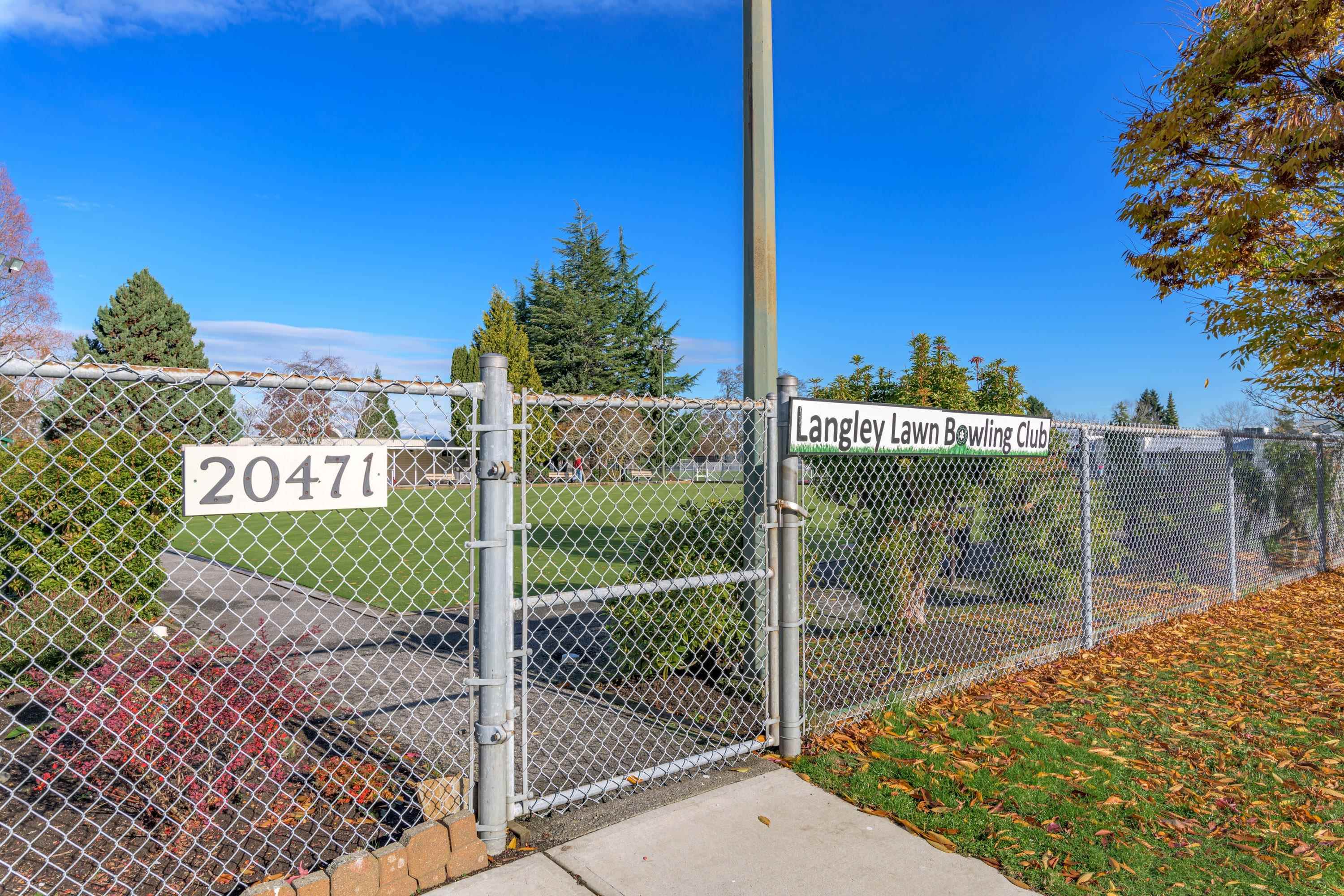 #308 20460 54 AVENUE