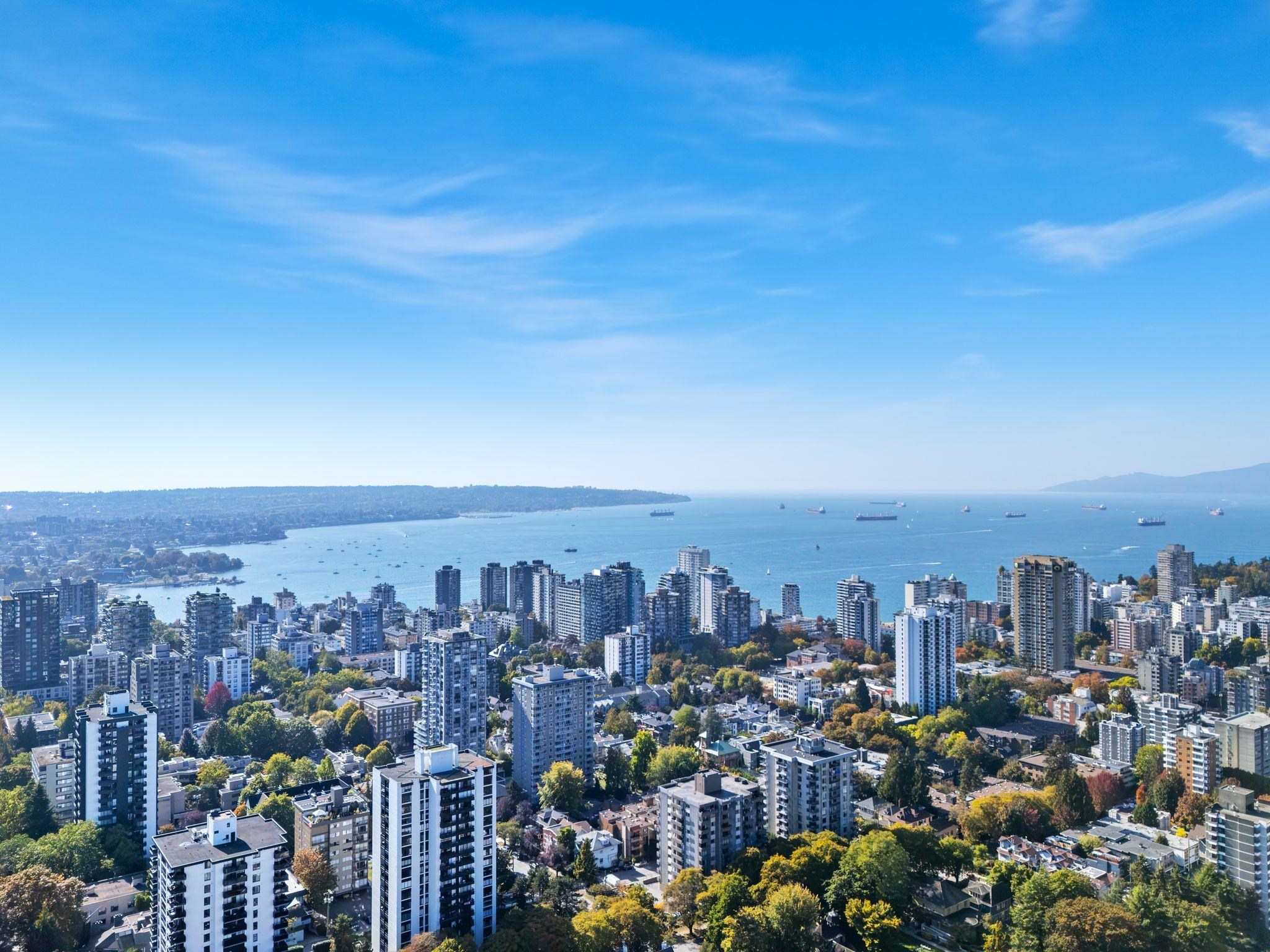 803 1270 ROBSON STREET