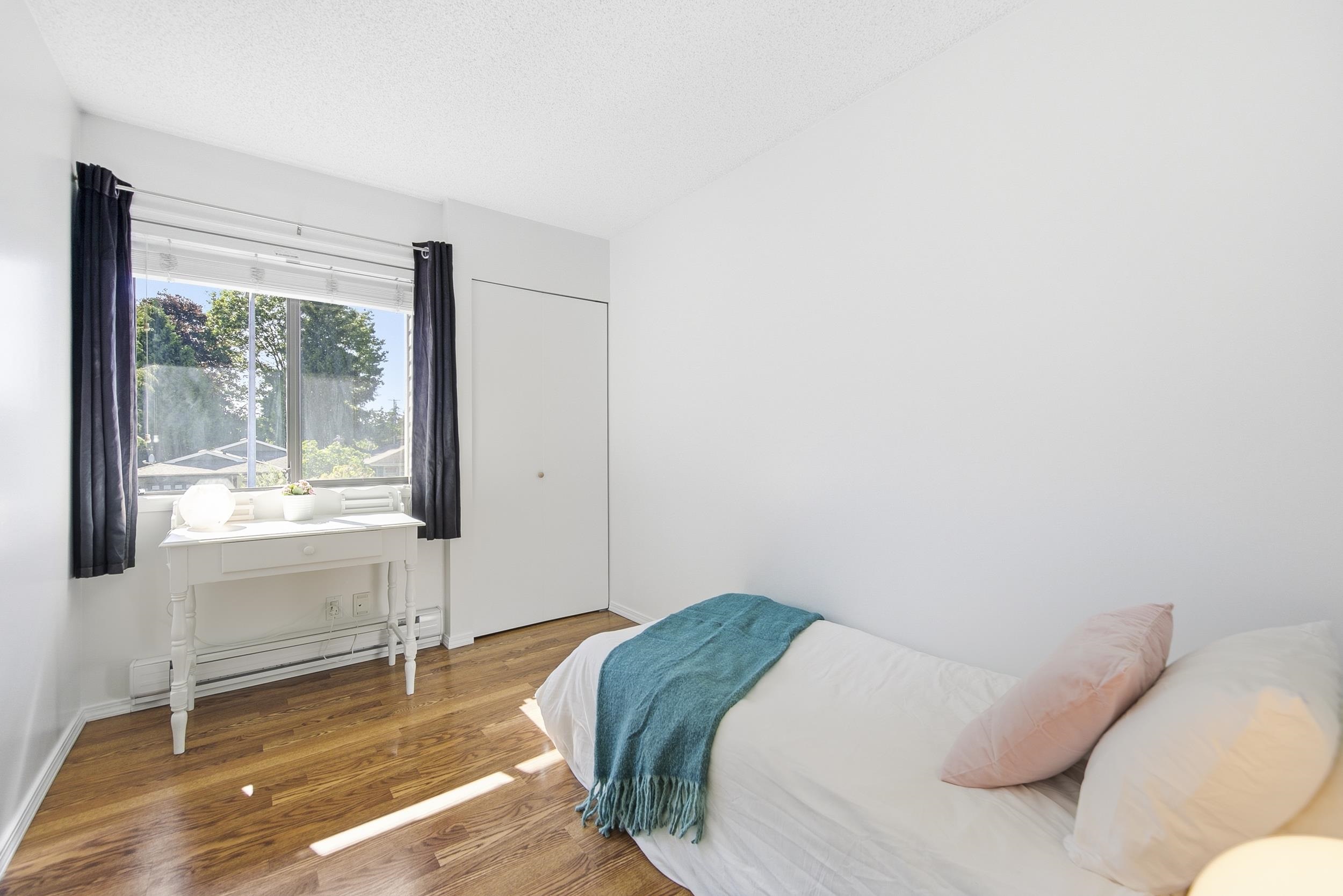 3 9080 PARKSVILLE DRIVE