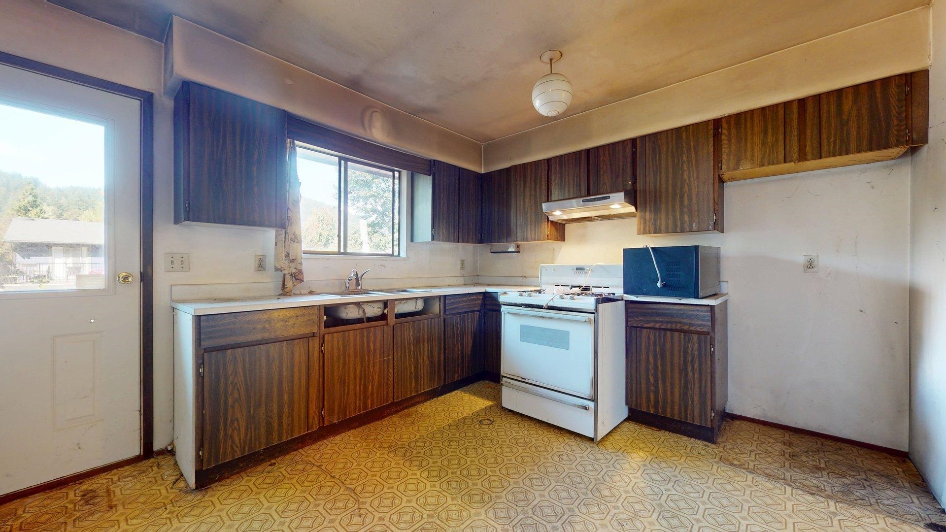 38347 GUILFORD DRIVE