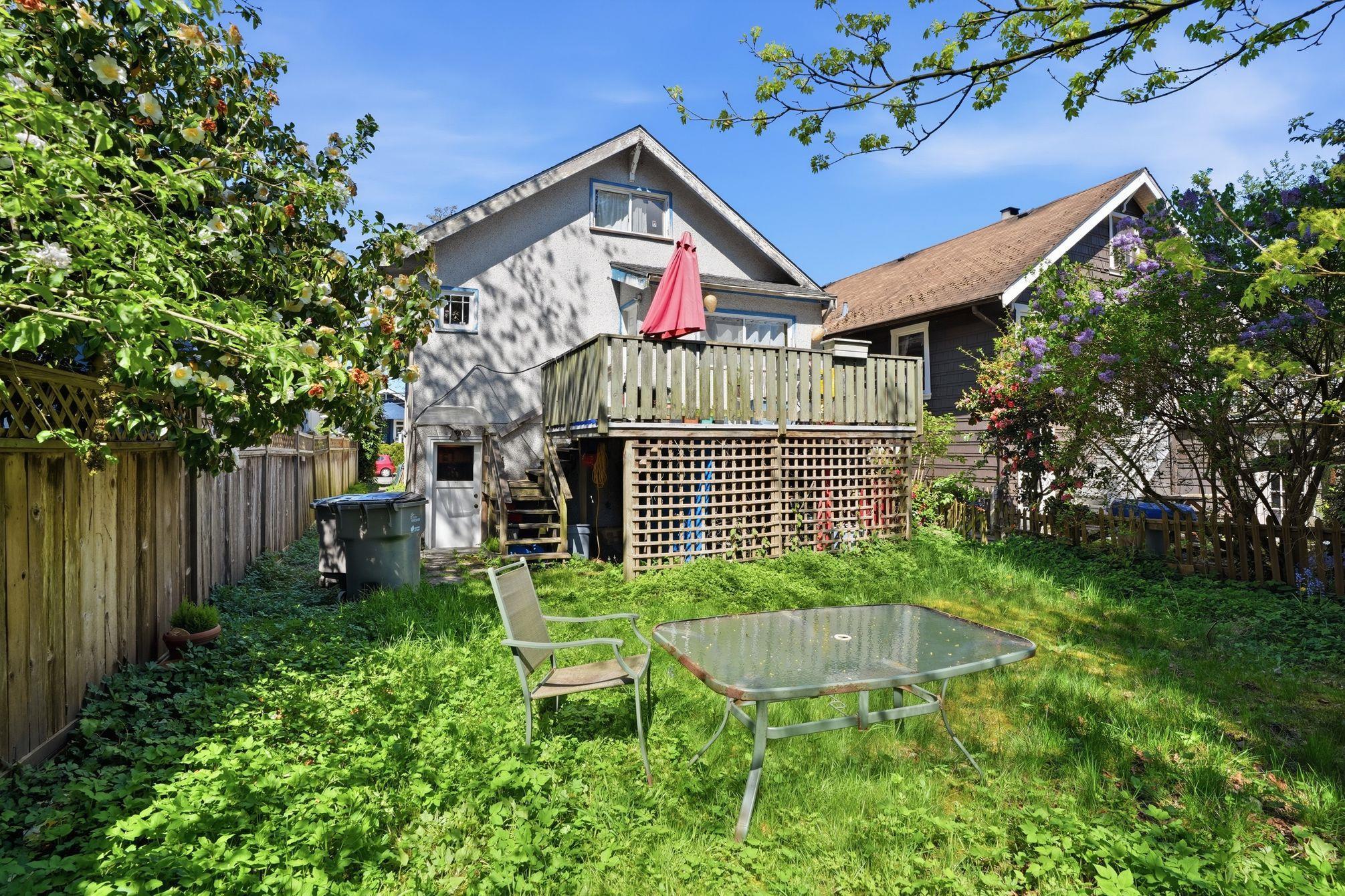 3174 W 5TH AVENUE
