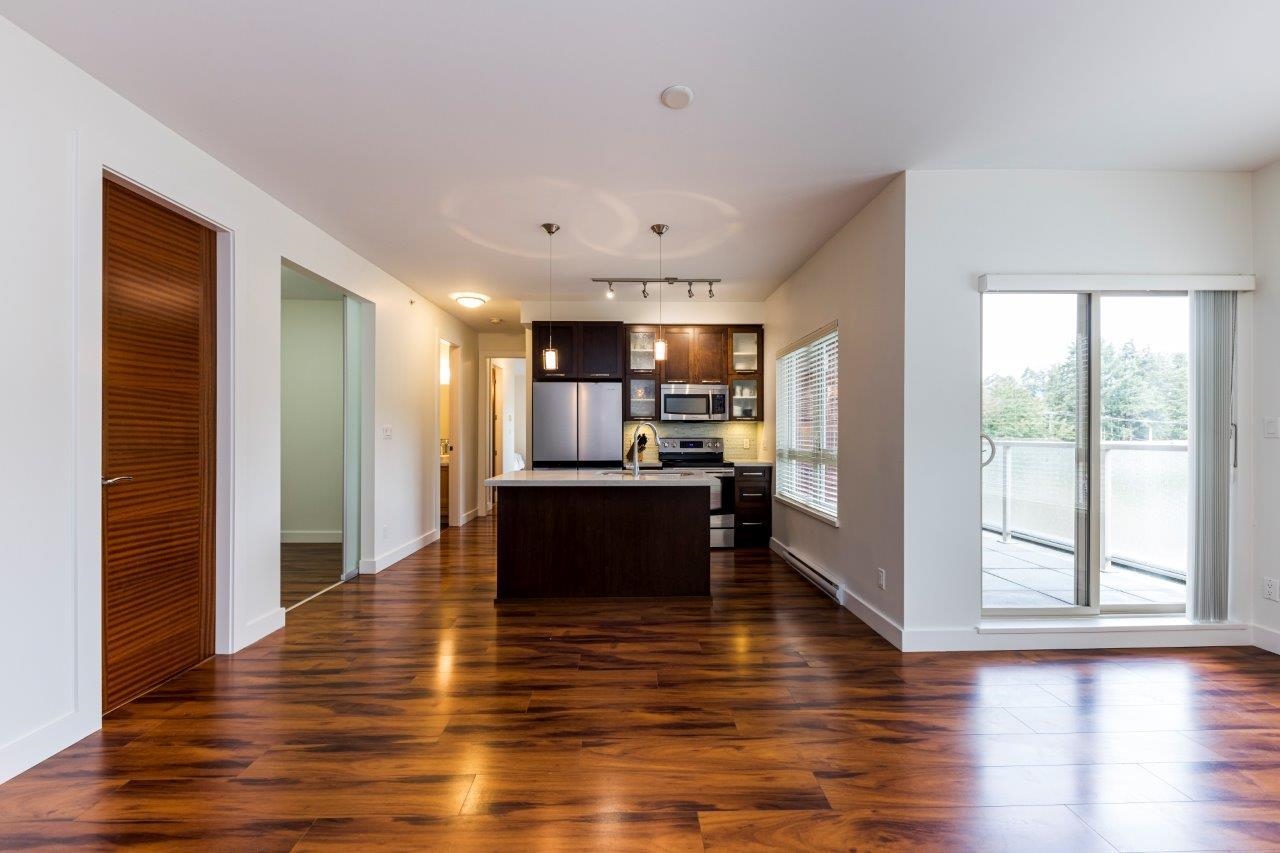 402 2138 OLD DOLLARTON ROAD