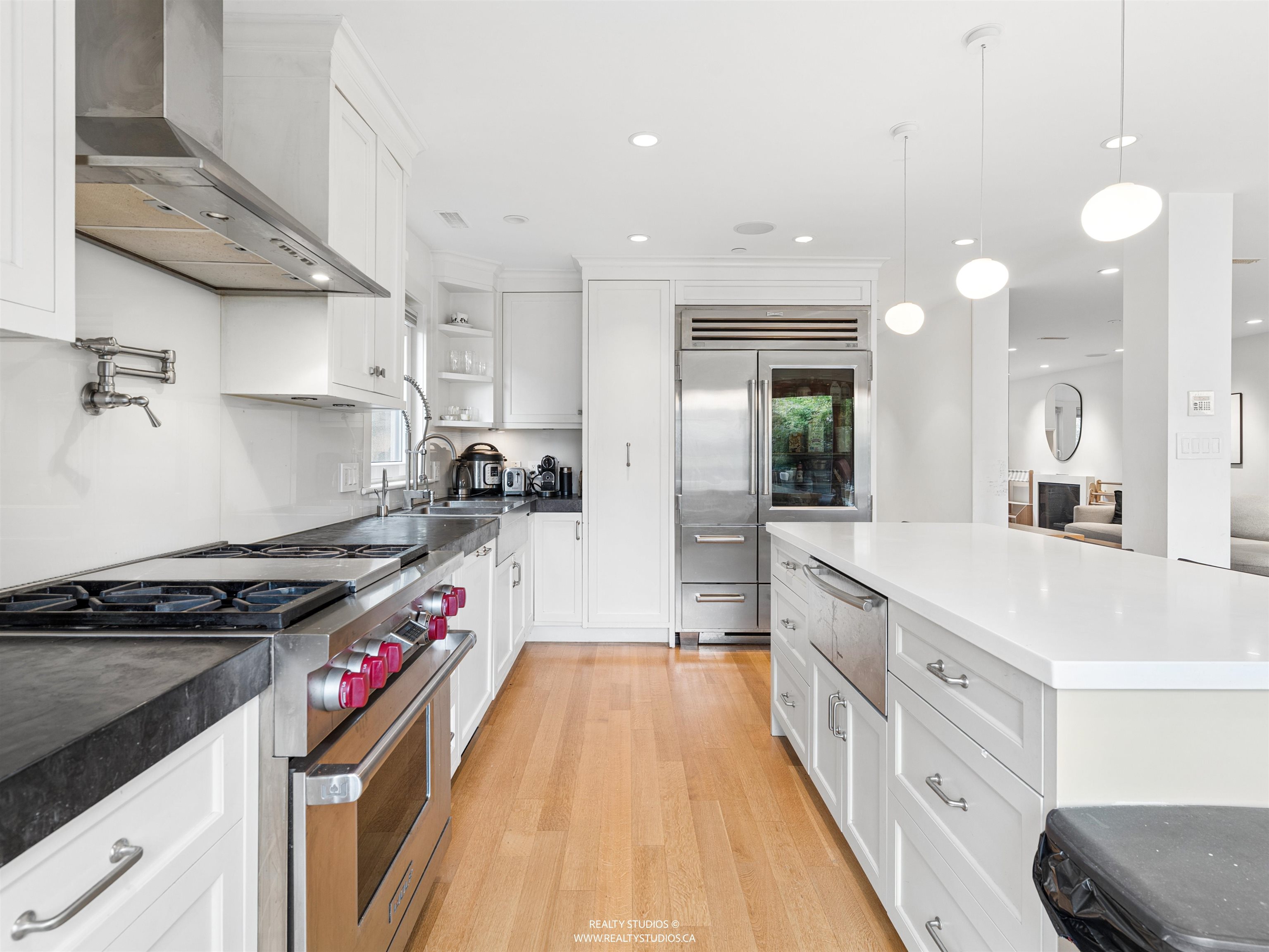 917 W 20TH AVENUE