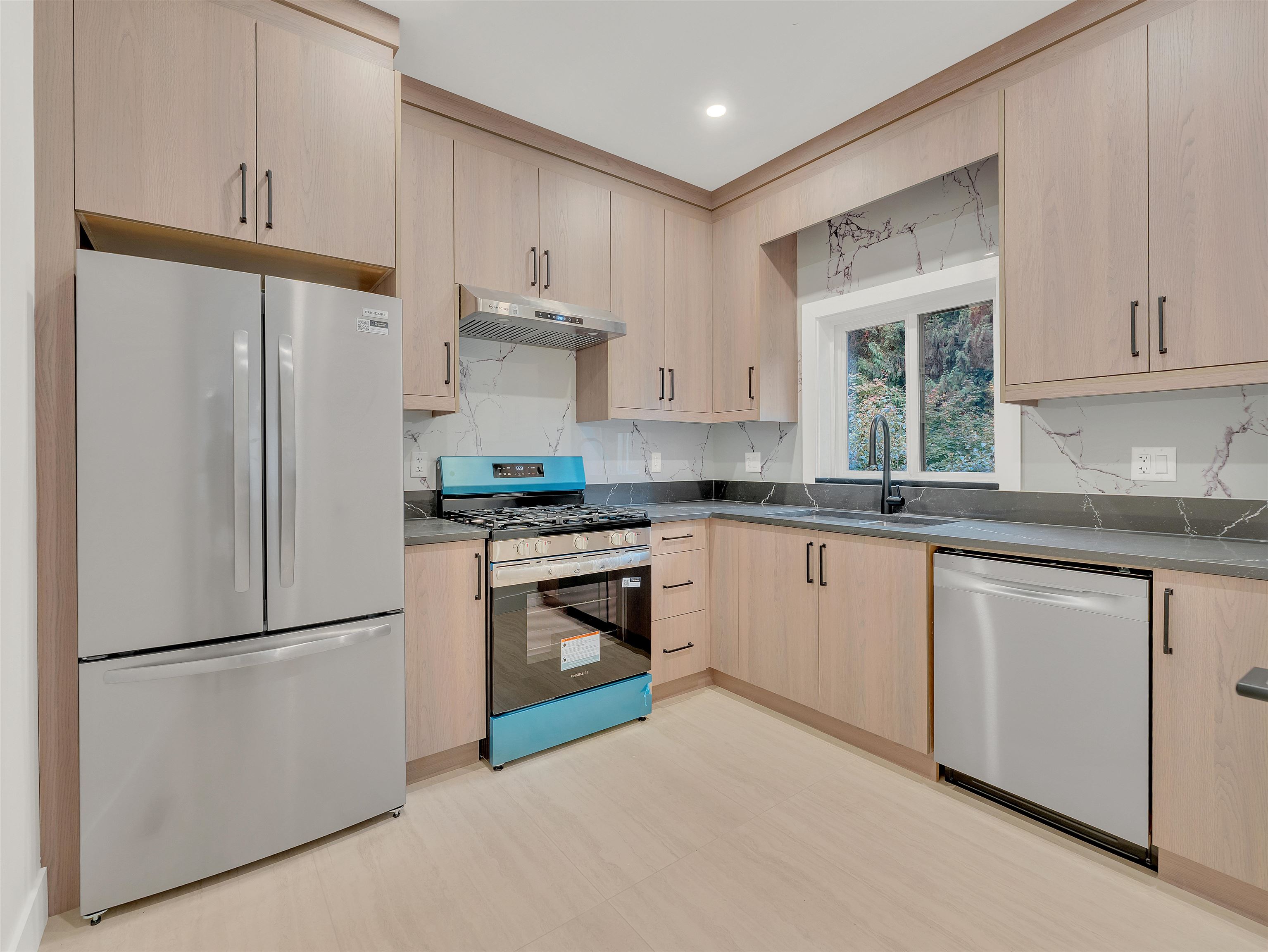 8447 FOREST GATE DRIVE