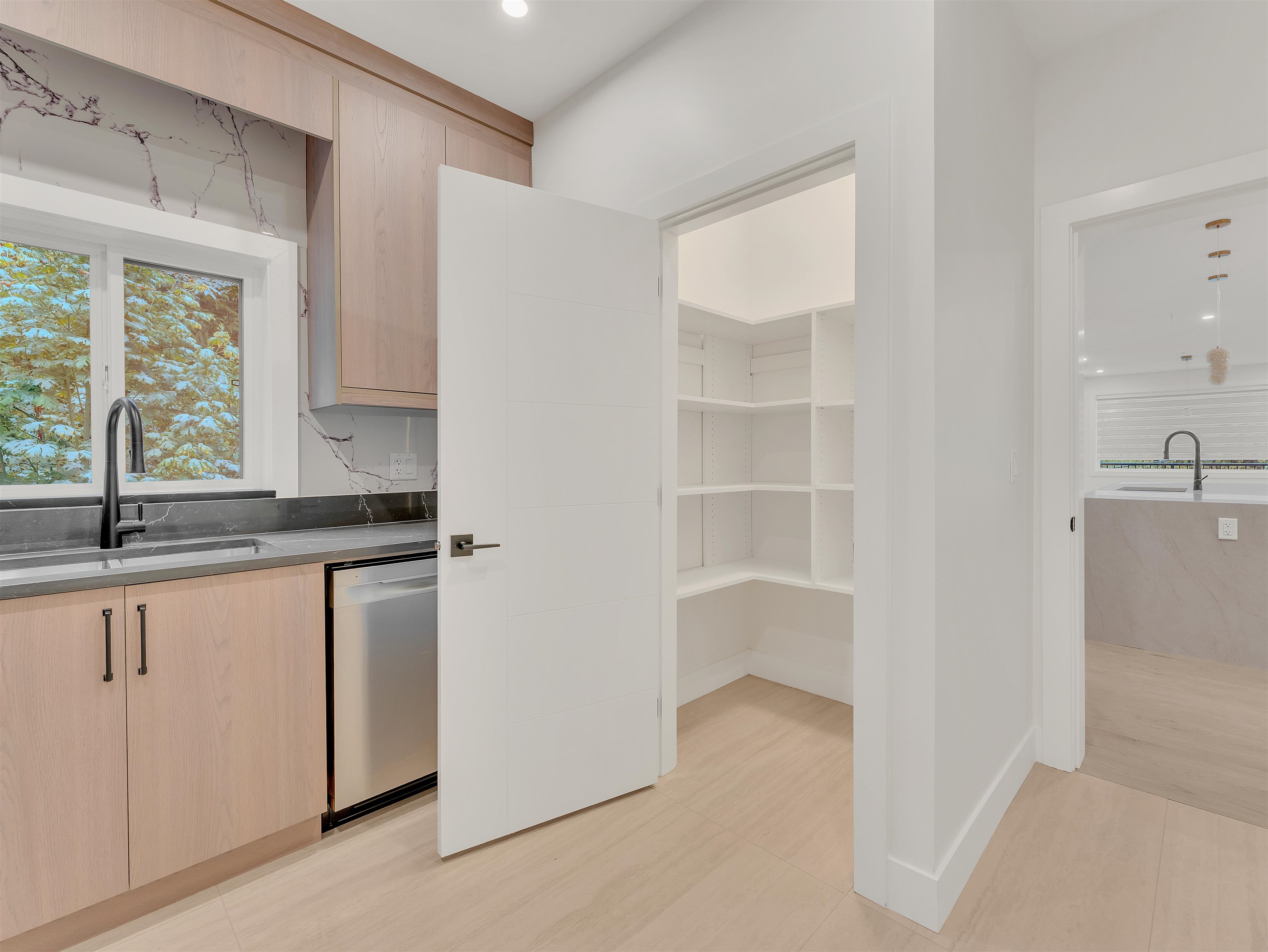 8447 FOREST GATE DRIVE