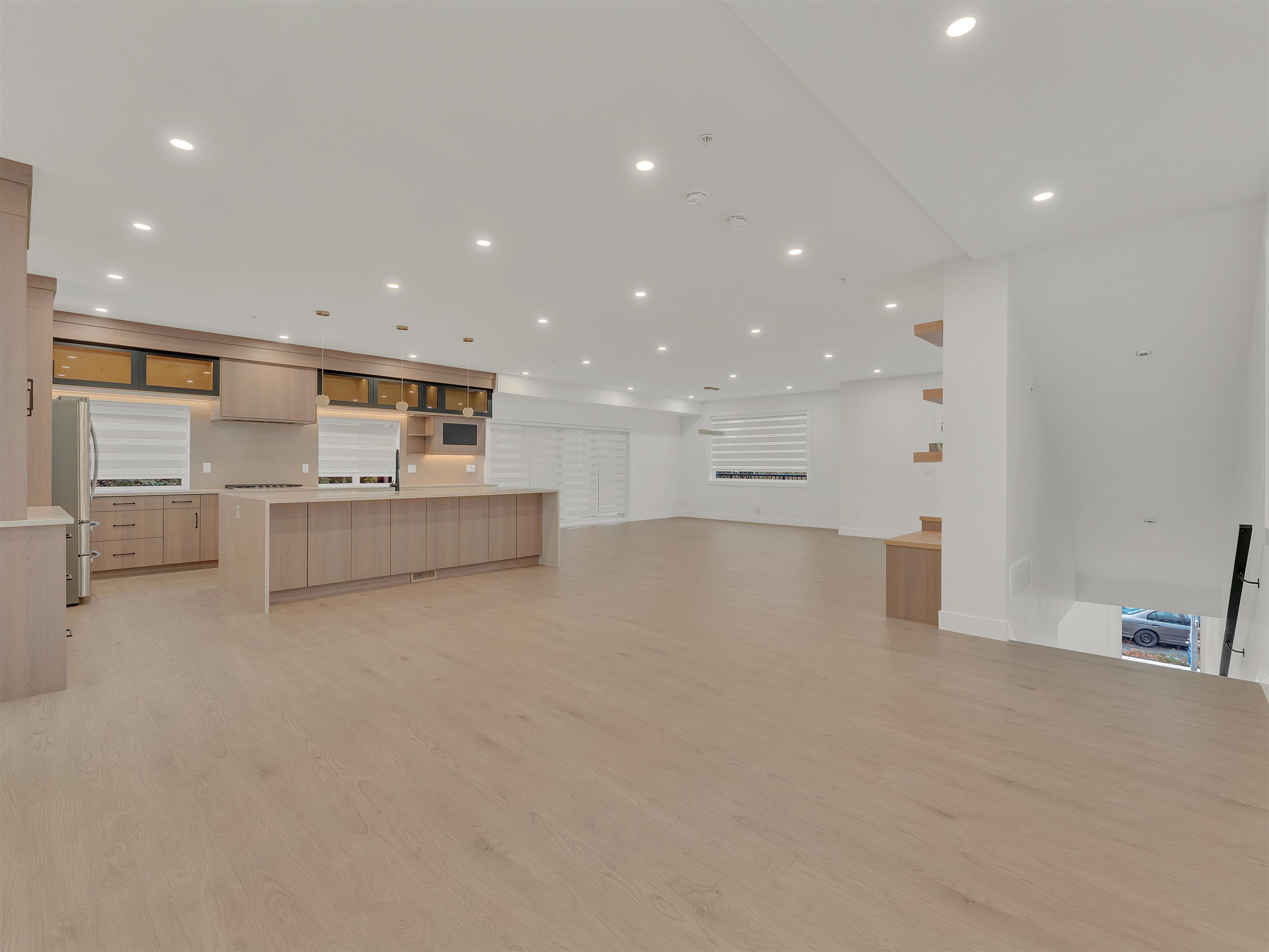 8447 FOREST GATE DRIVE