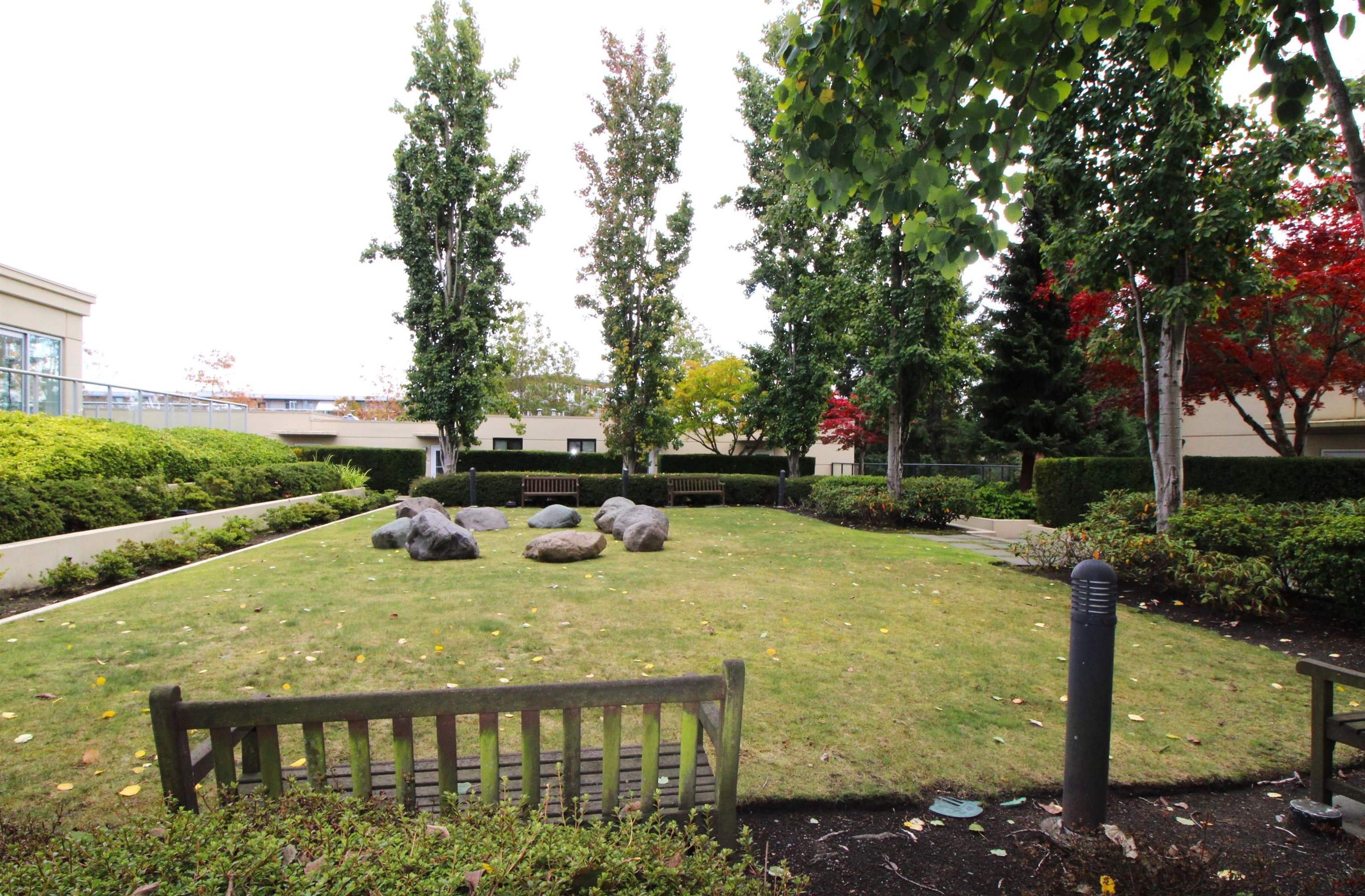 1106 9133 HEMLOCK DRIVE