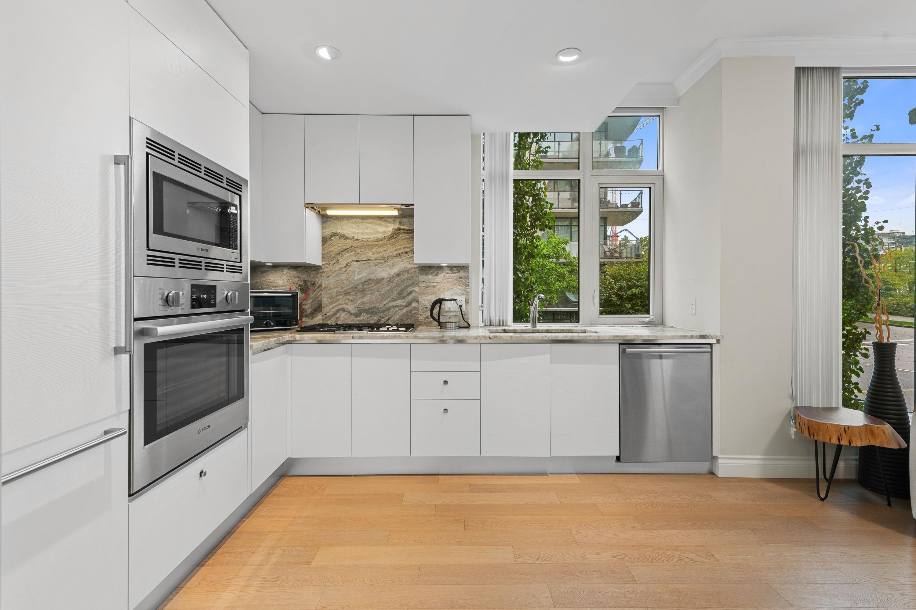 211 185 VICTORY SHIP WAY