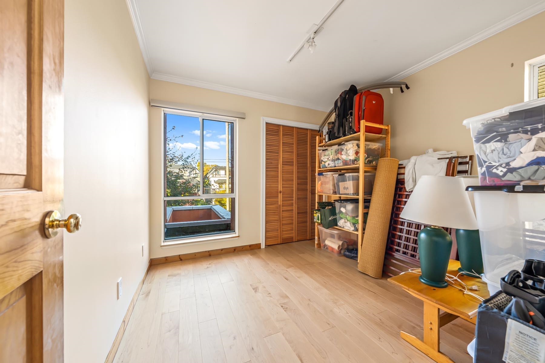 1855 WHYTE AVENUE