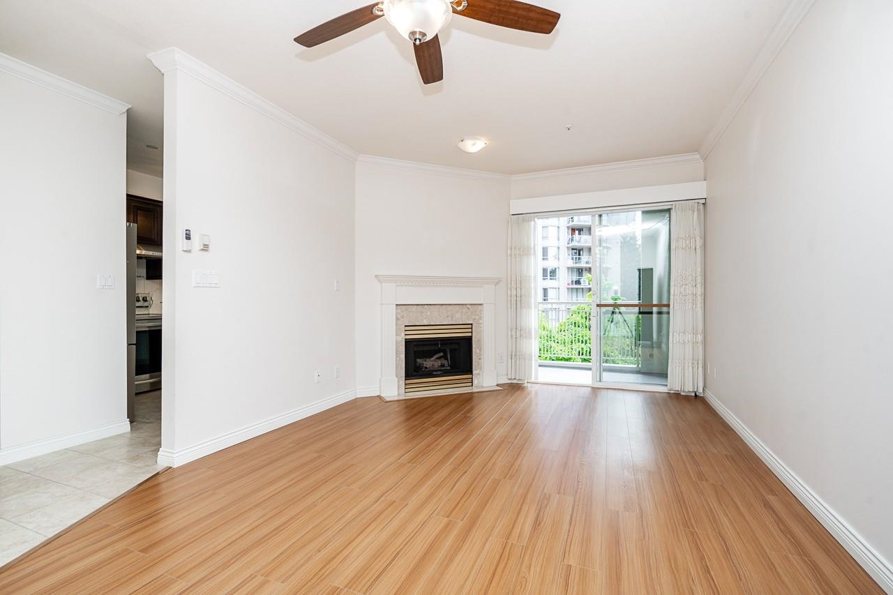 312 3098 GUILDFORD WAY