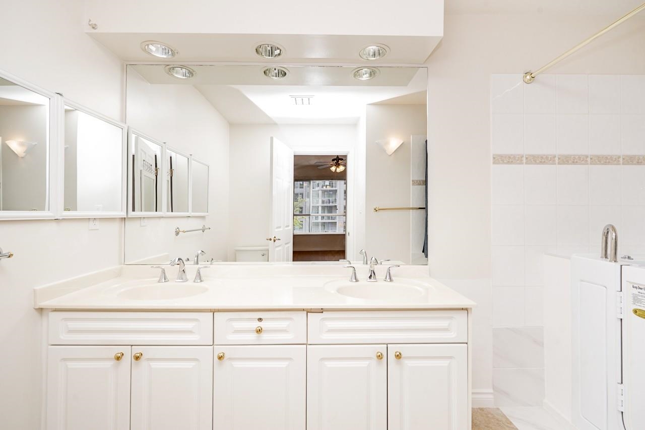 312 3098 GUILDFORD WAY