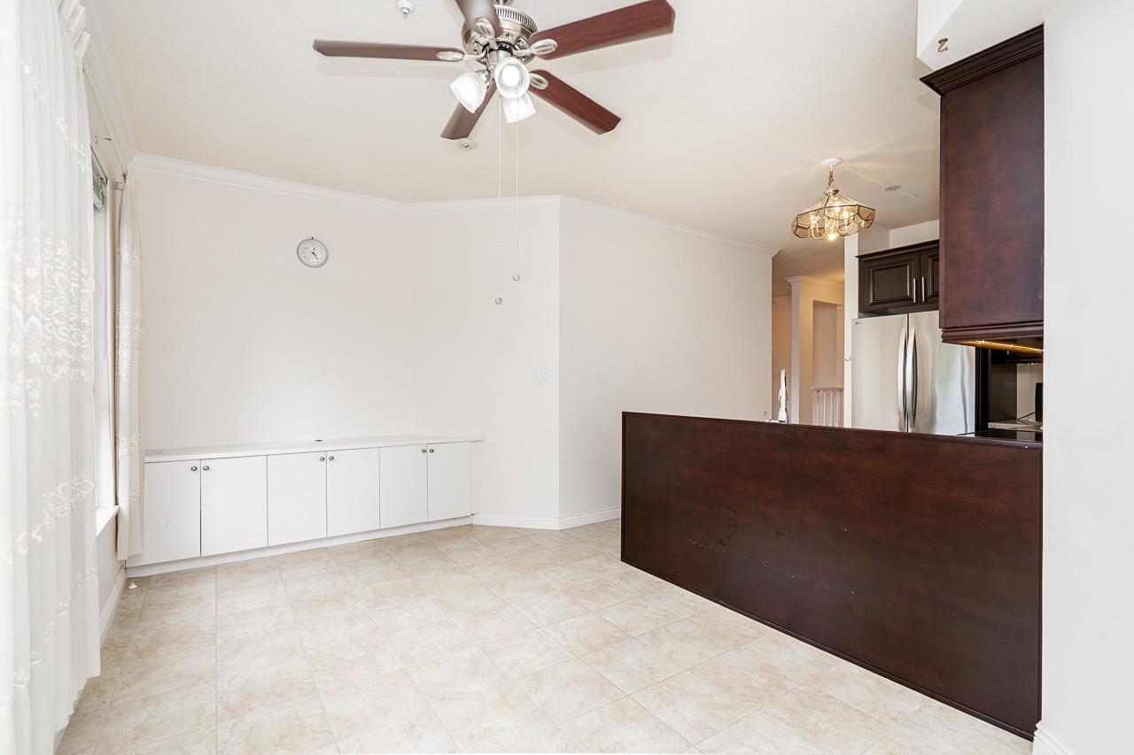 312 3098 GUILDFORD WAY
