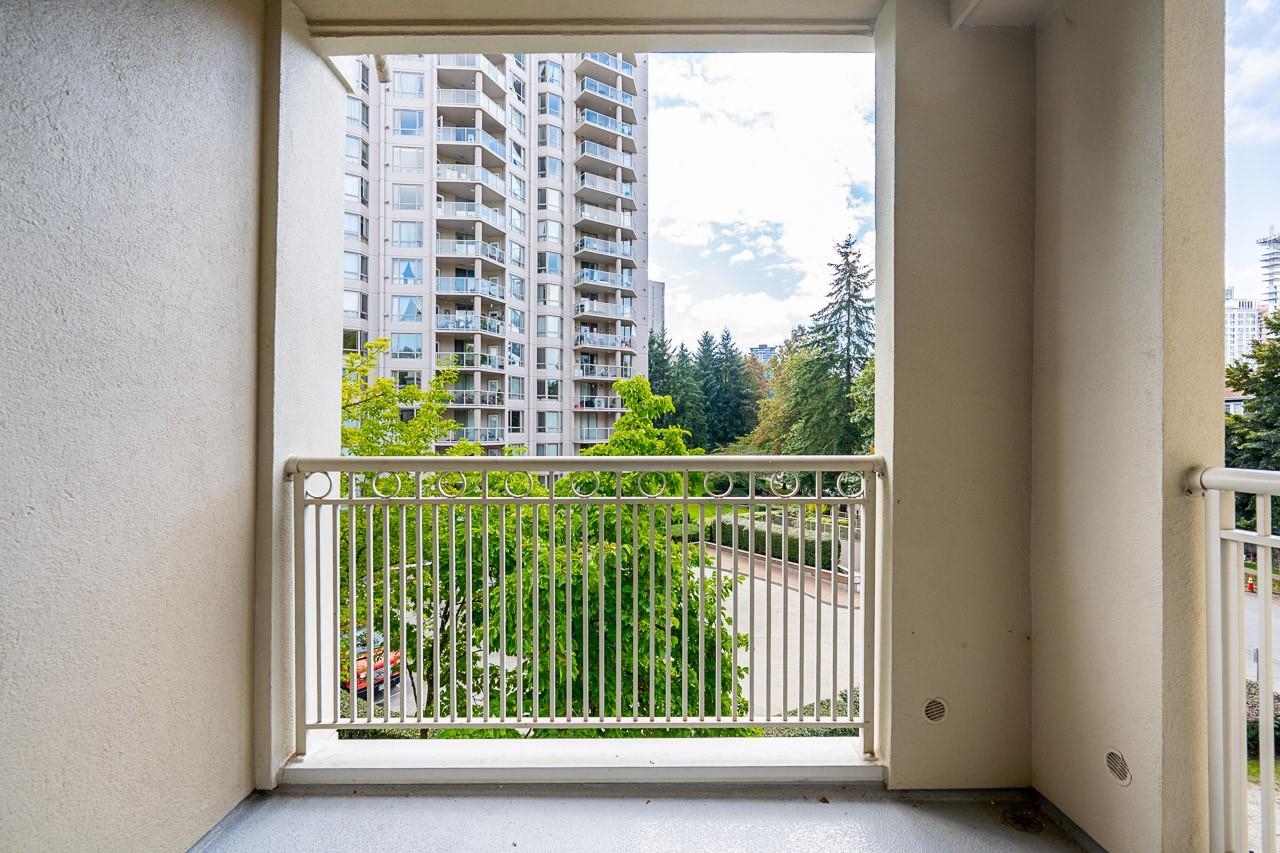 312 3098 GUILDFORD WAY