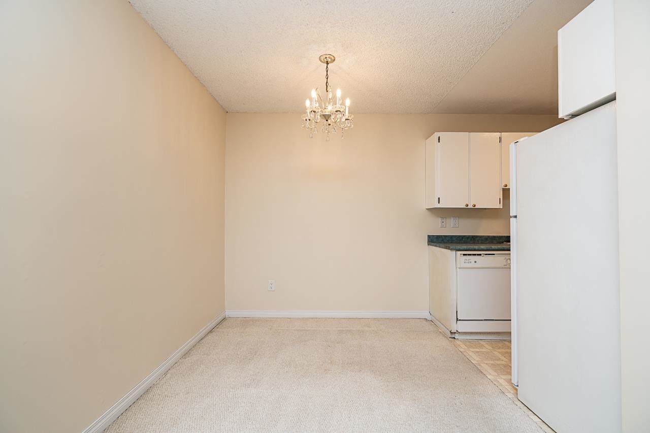 212 3921 CARRIGAN COURT