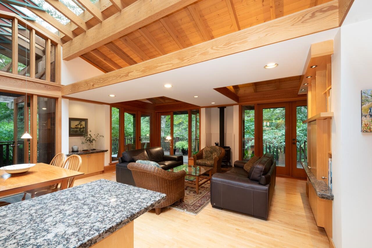 608 MAGEE ROAD