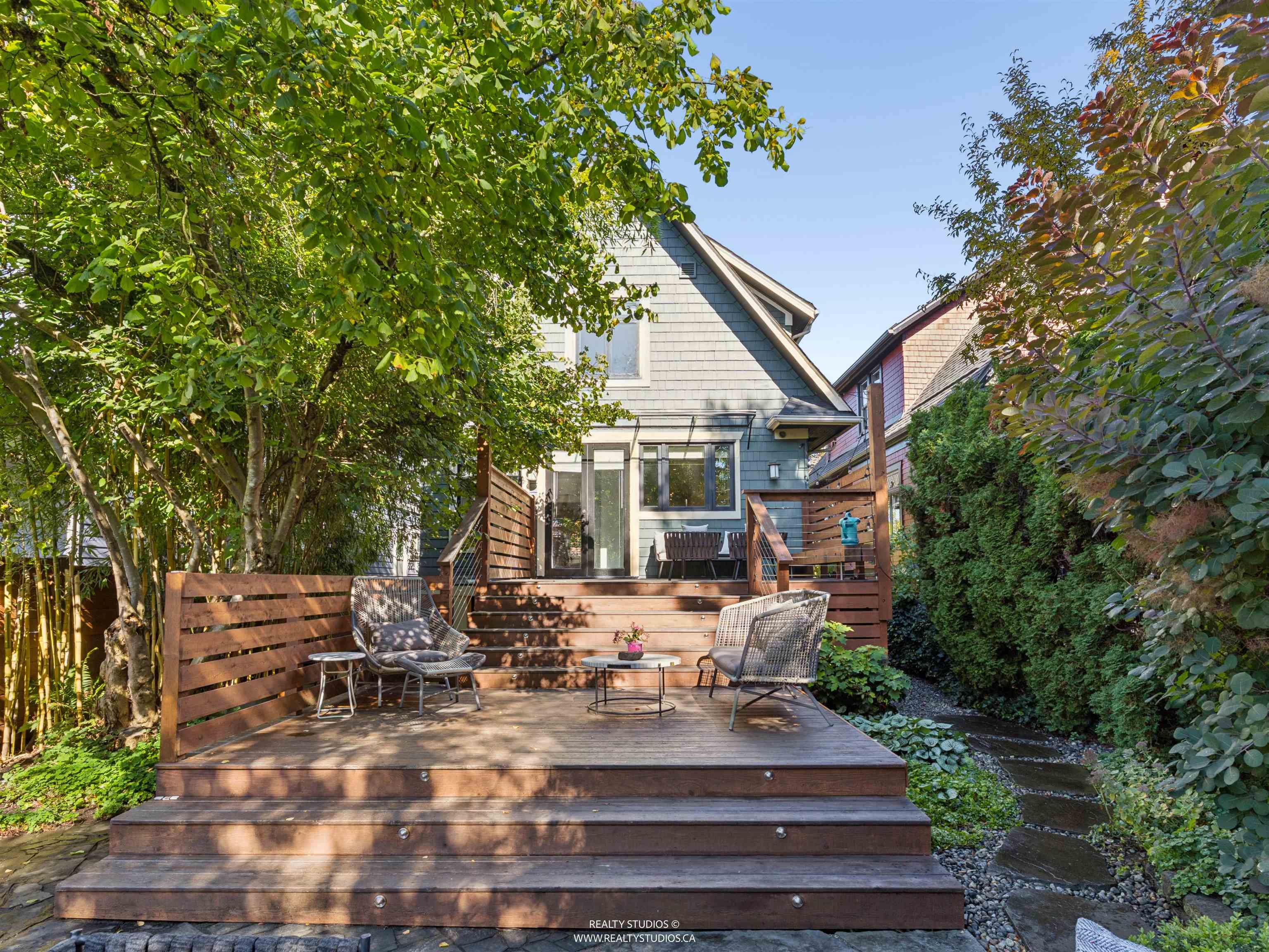 1204 E 14TH AVENUE