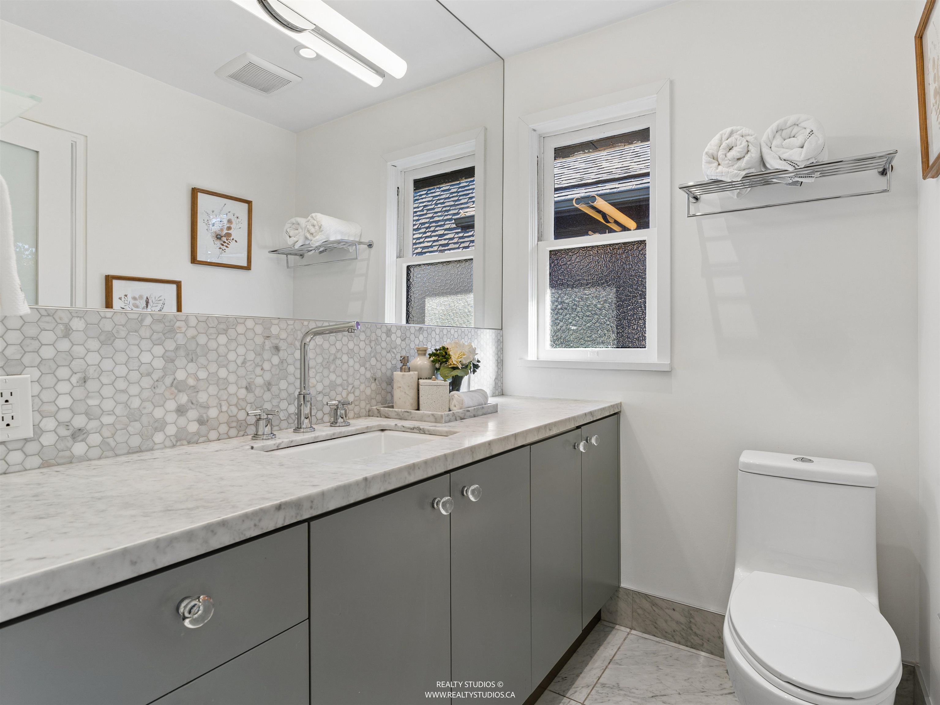 1204 E 14TH AVENUE