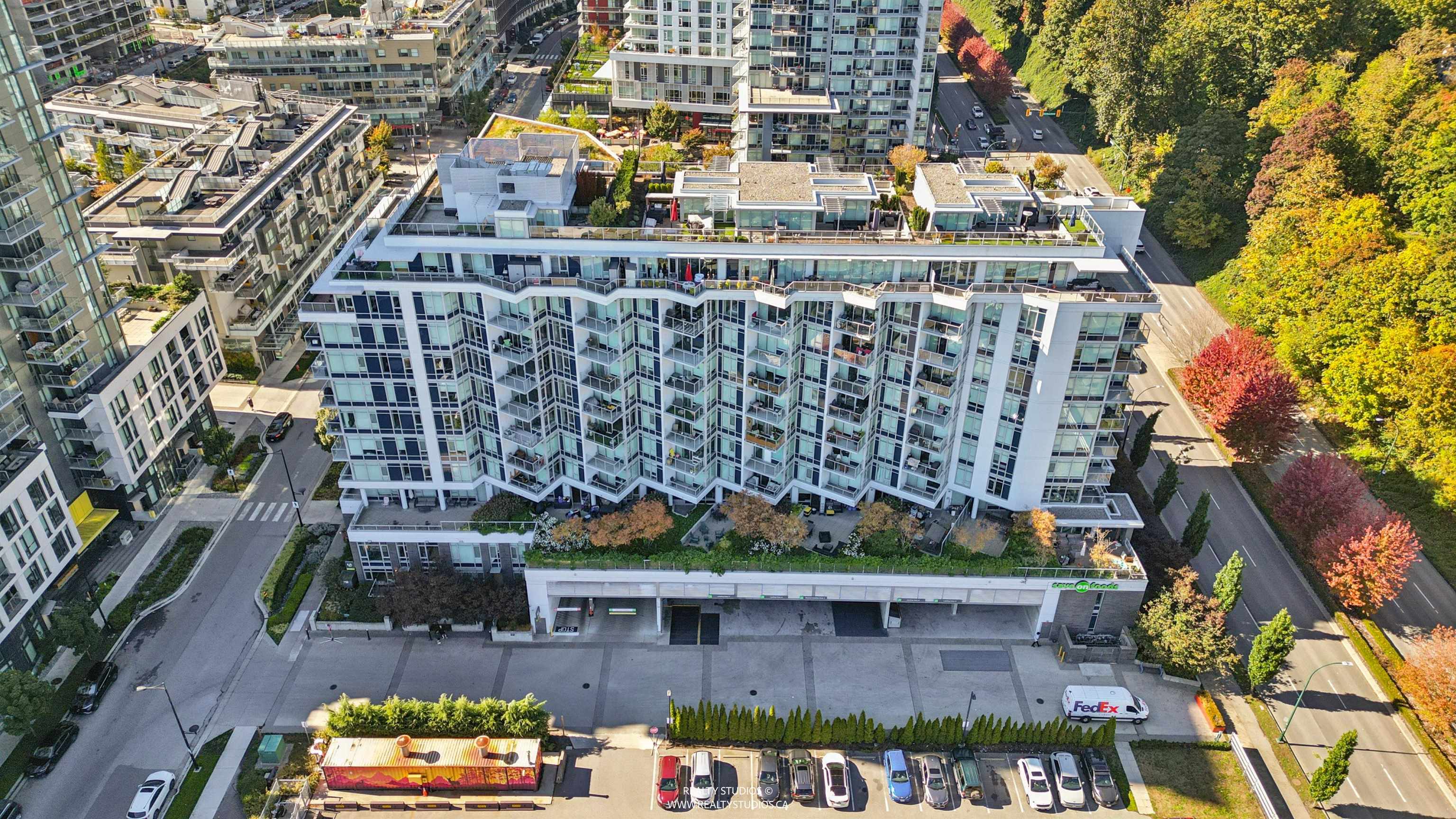 701 3557 SAWMILL CRESCENT