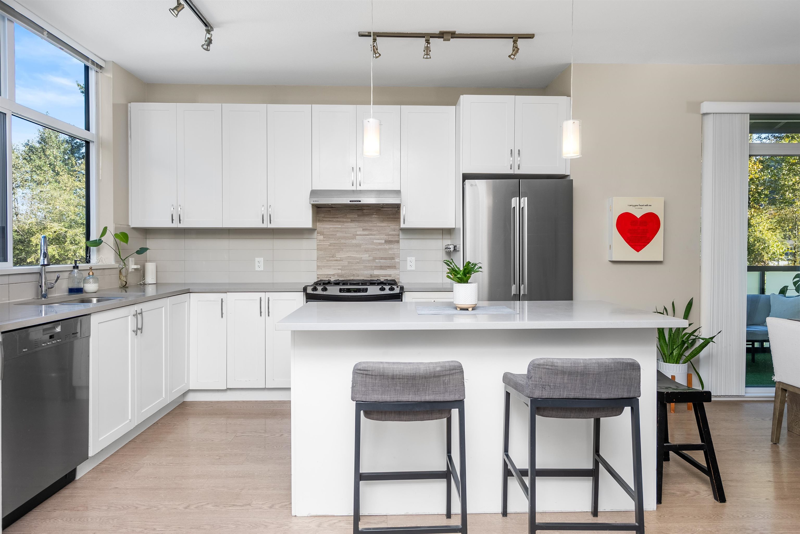 38375 EAGLEWIND BOULEVARD