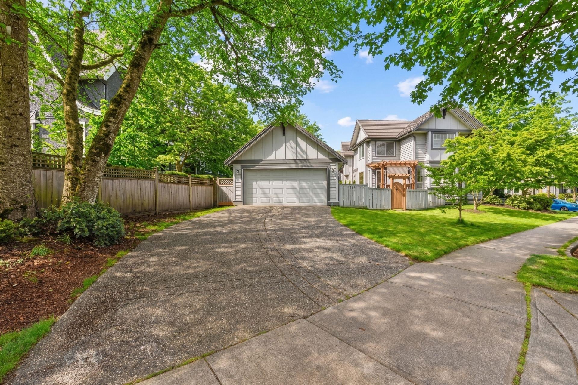 3307 ROSEMARY HEIGHTS CRESCENT