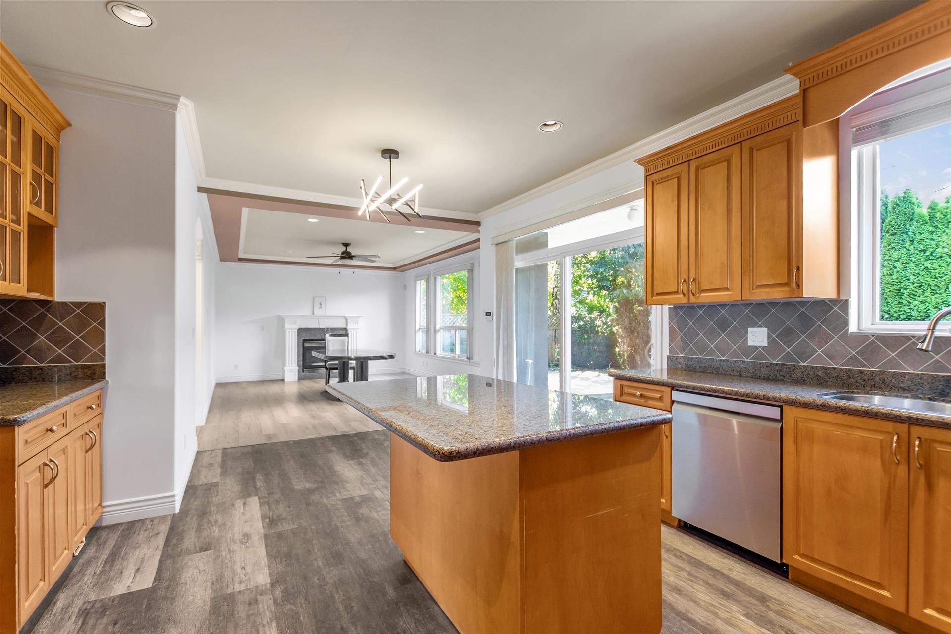 10099 RUSKIN ROAD