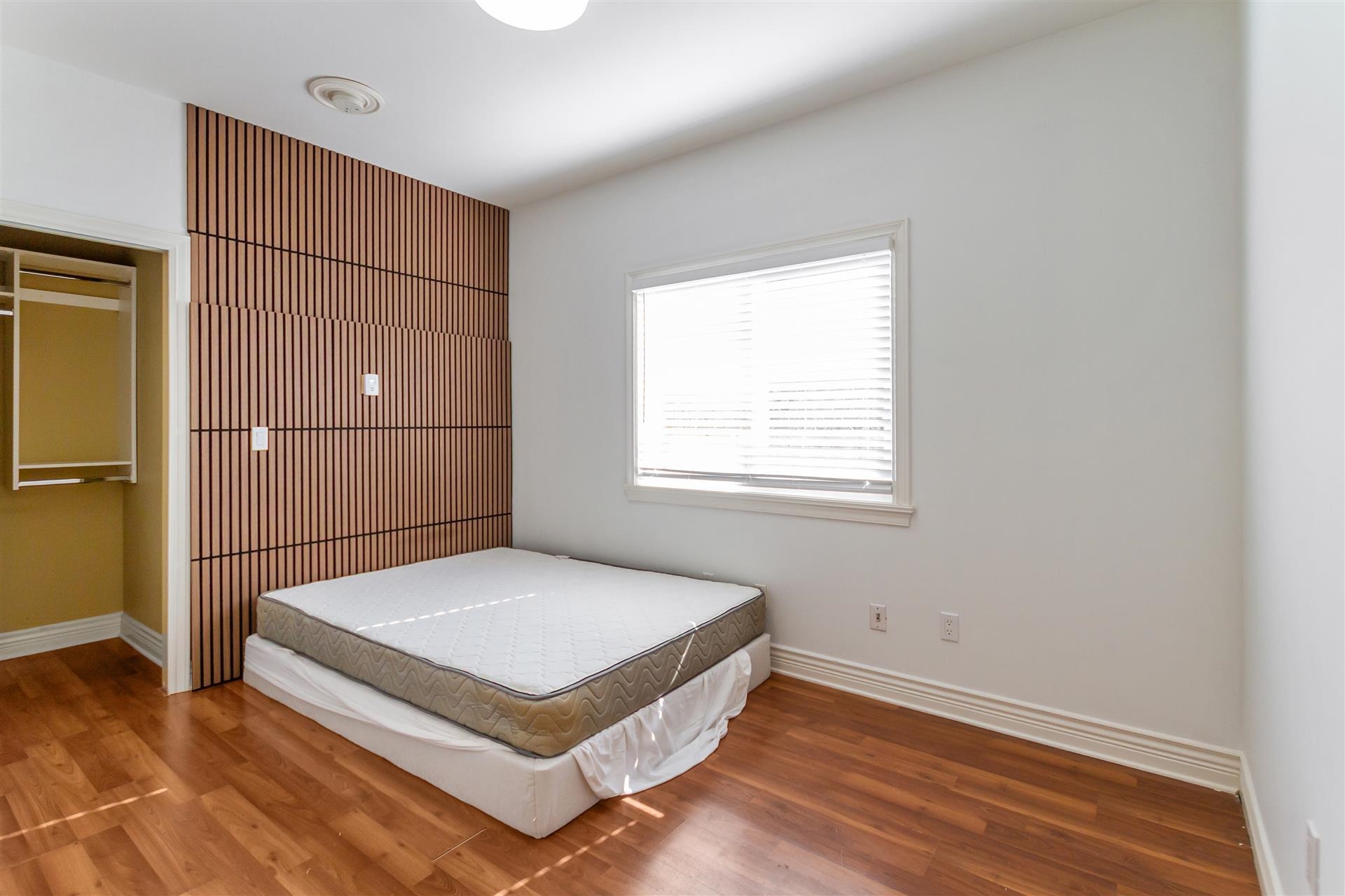 10099 RUSKIN ROAD