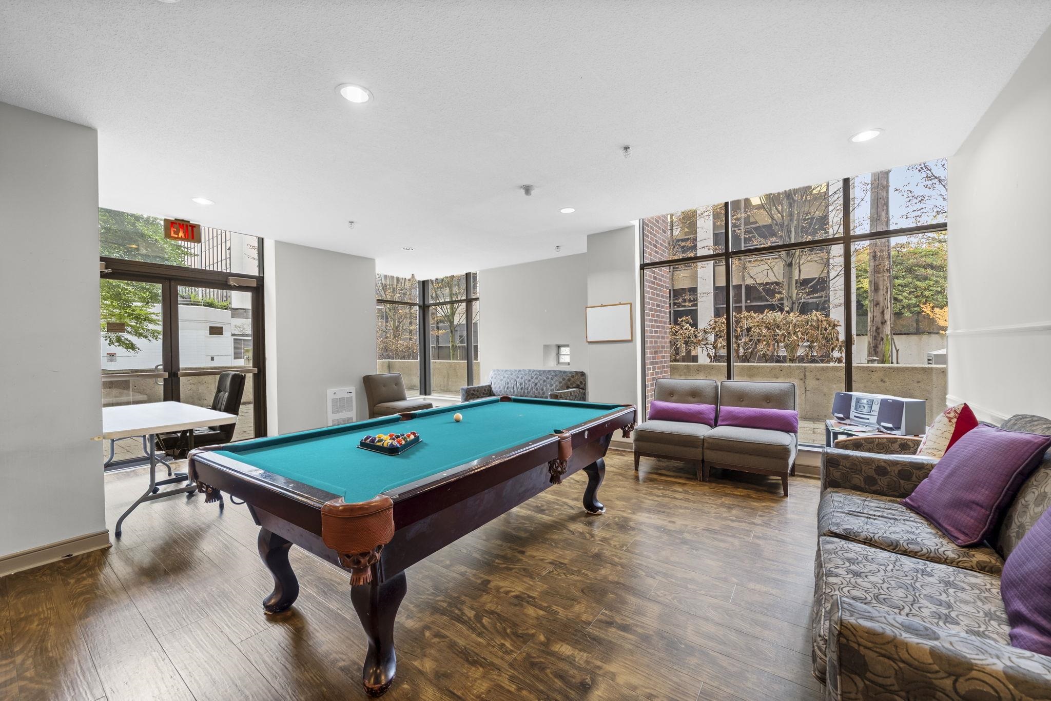1807 1068 HORNBY STREET