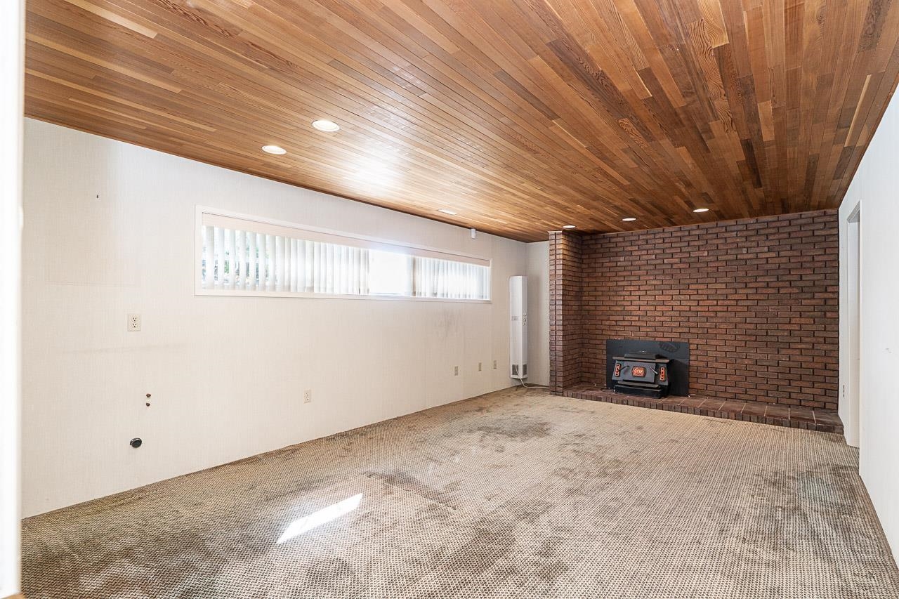899 GLENCOE DRIVE