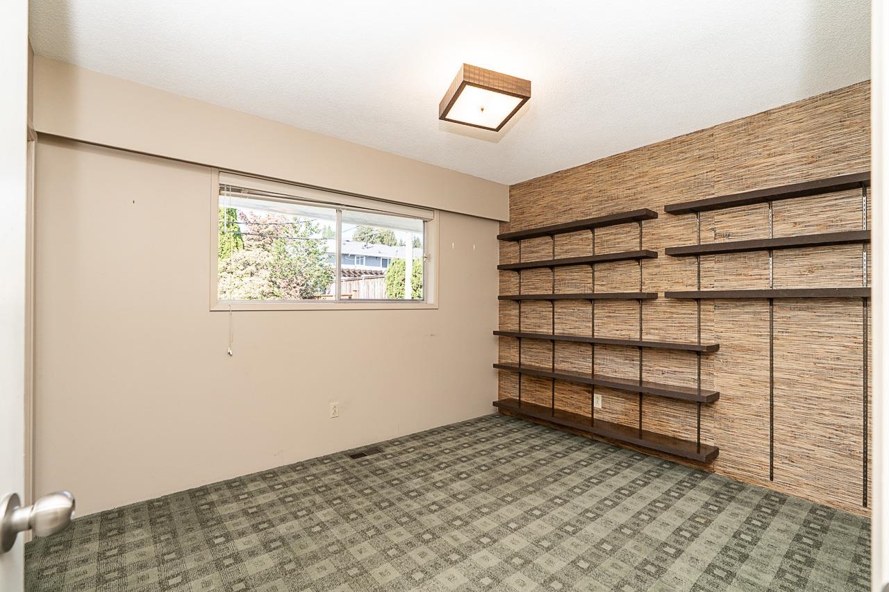 899 GLENCOE DRIVE
