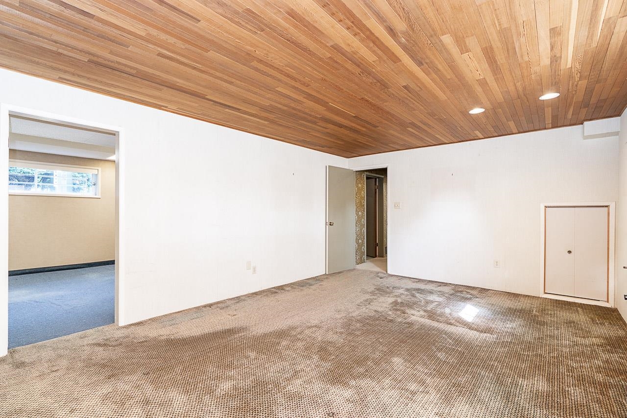 899 GLENCOE DRIVE