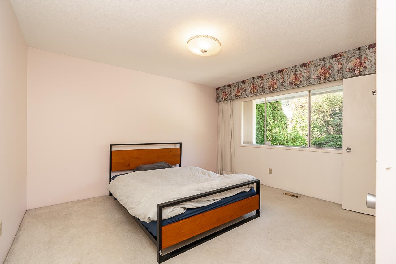899 GLENCOE DRIVE
