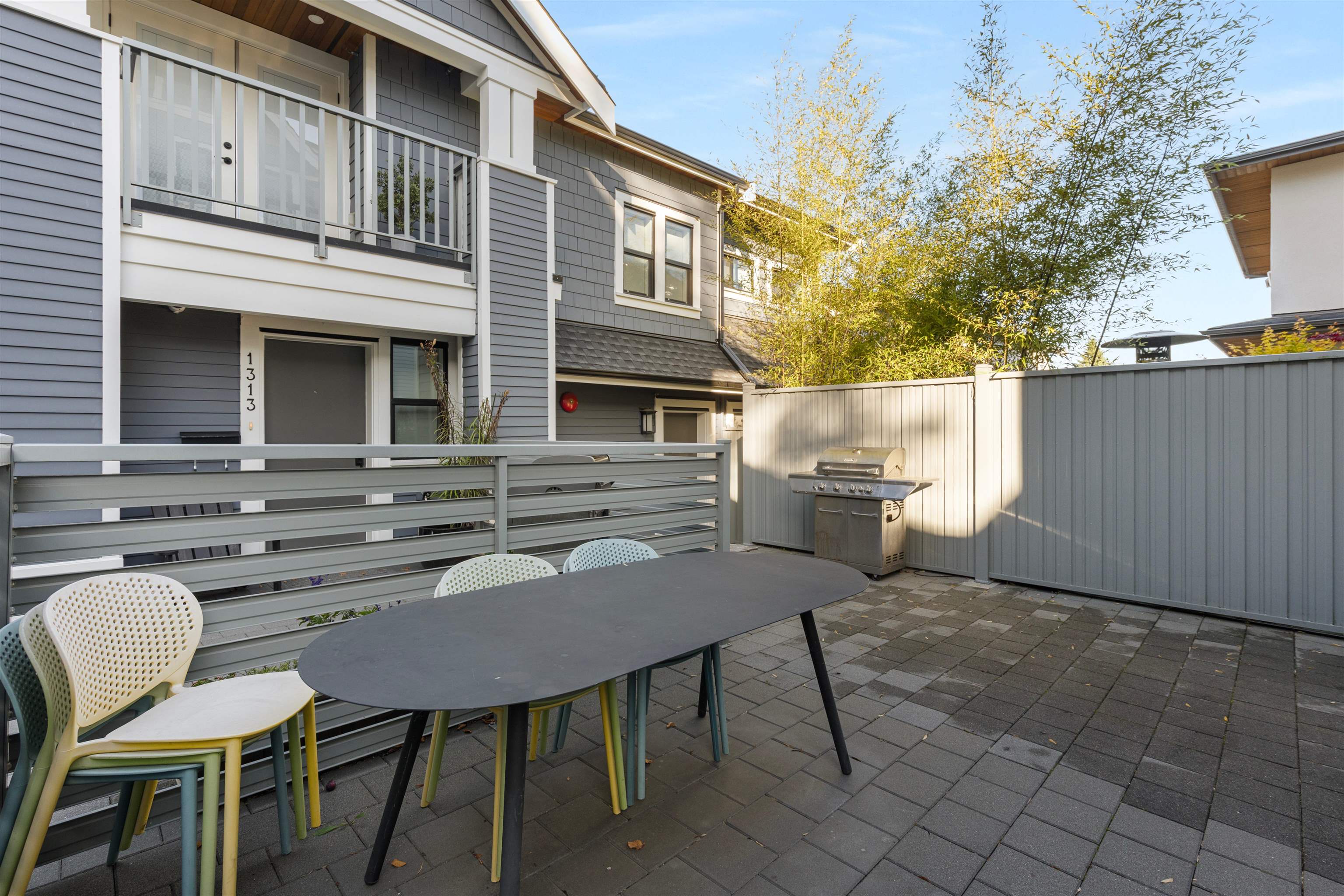 1315 E 20 AVENUE
