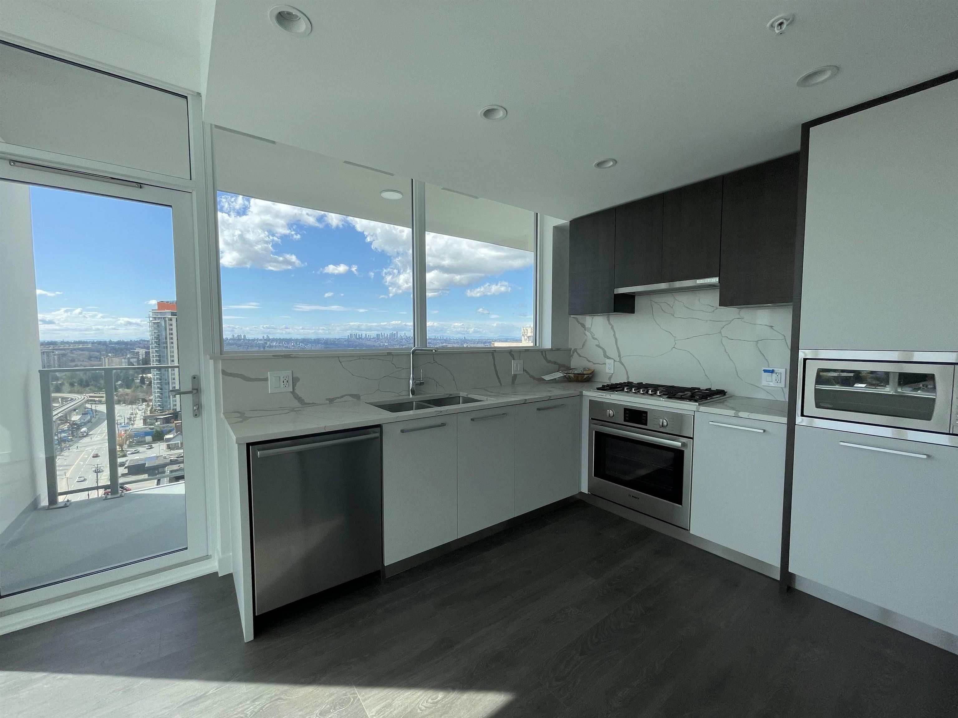 1509 567 CLARKE ROAD