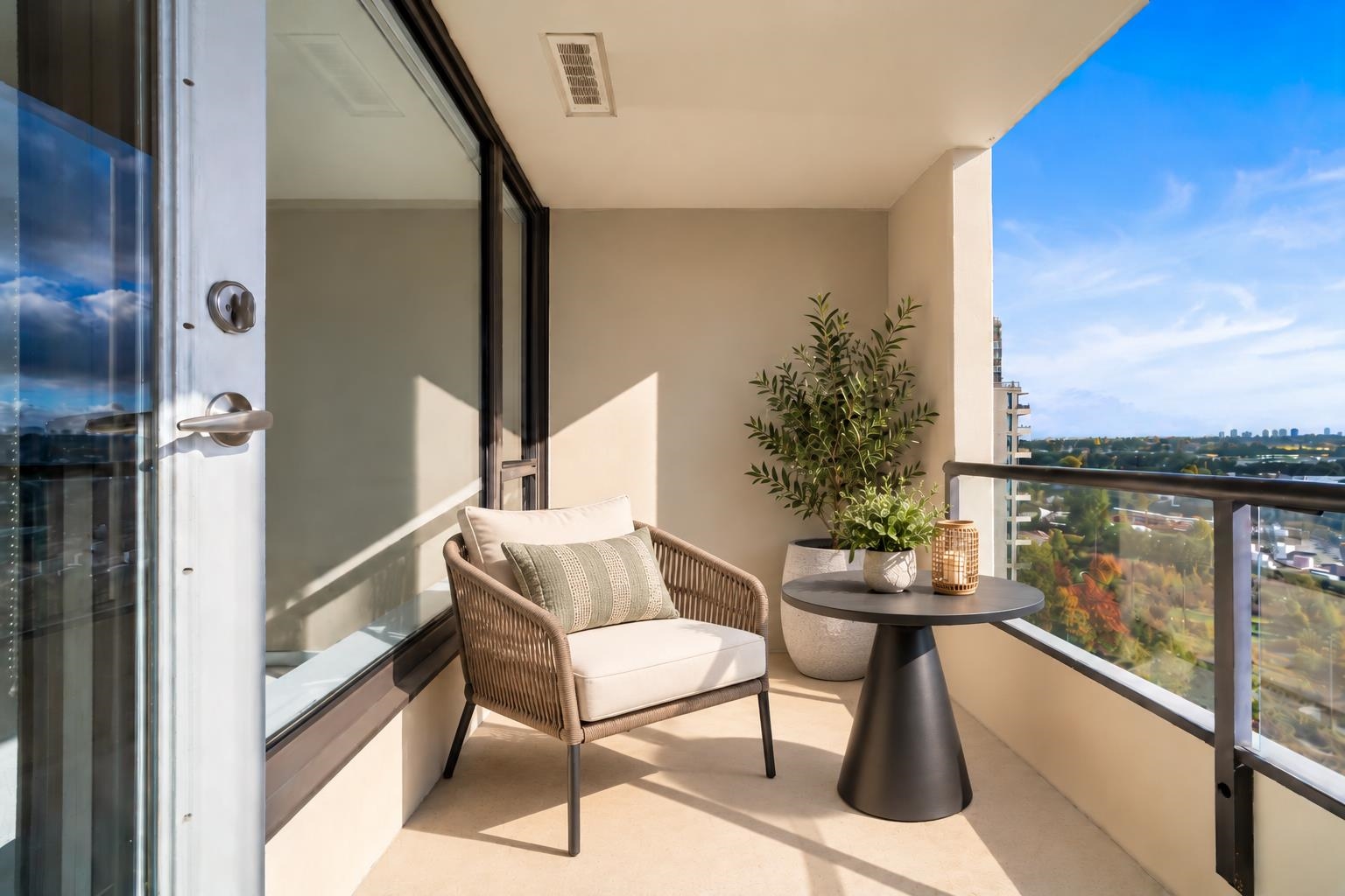 1807 4118 DAWSON STREET