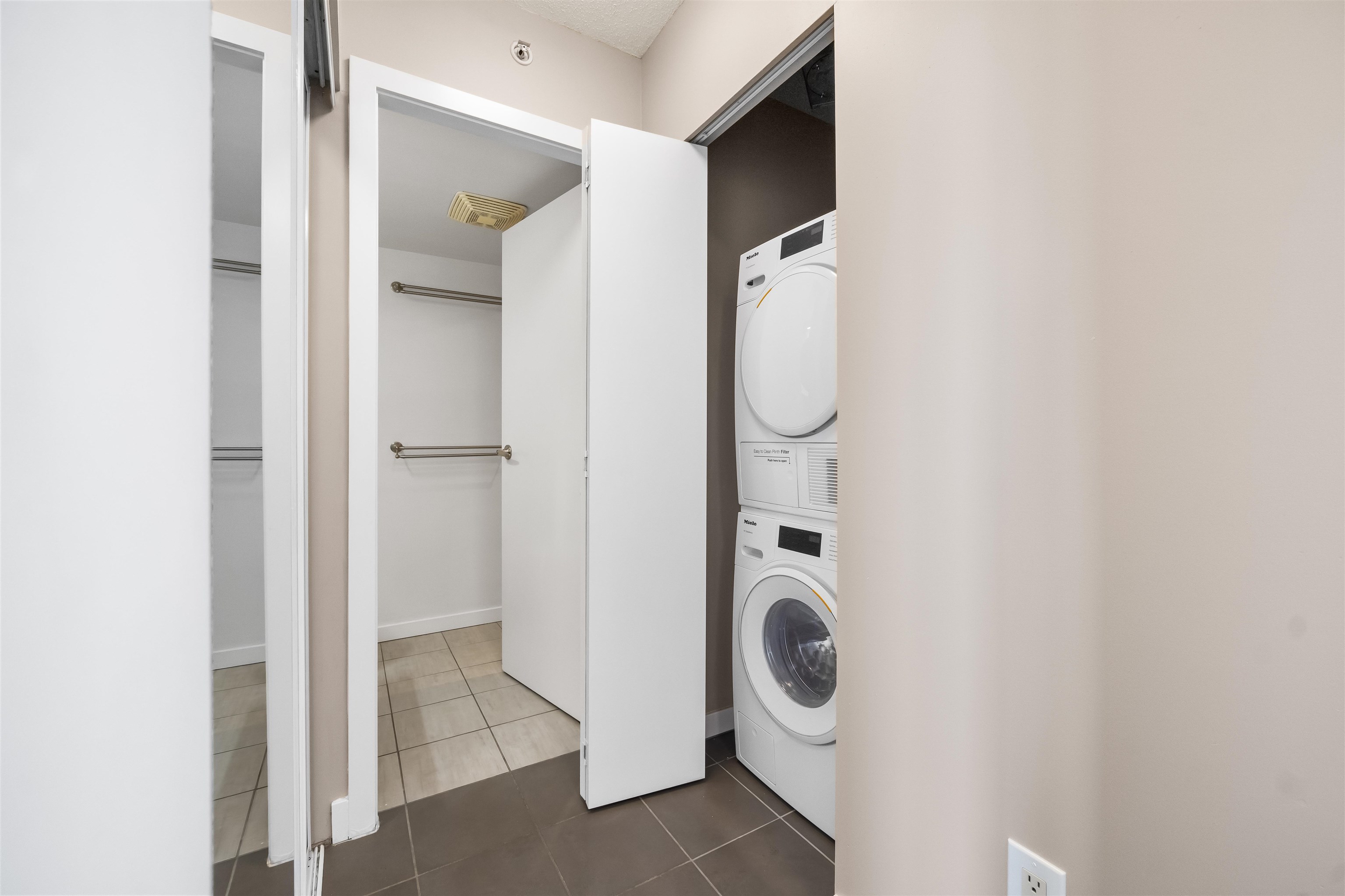 1807 4118 DAWSON STREET