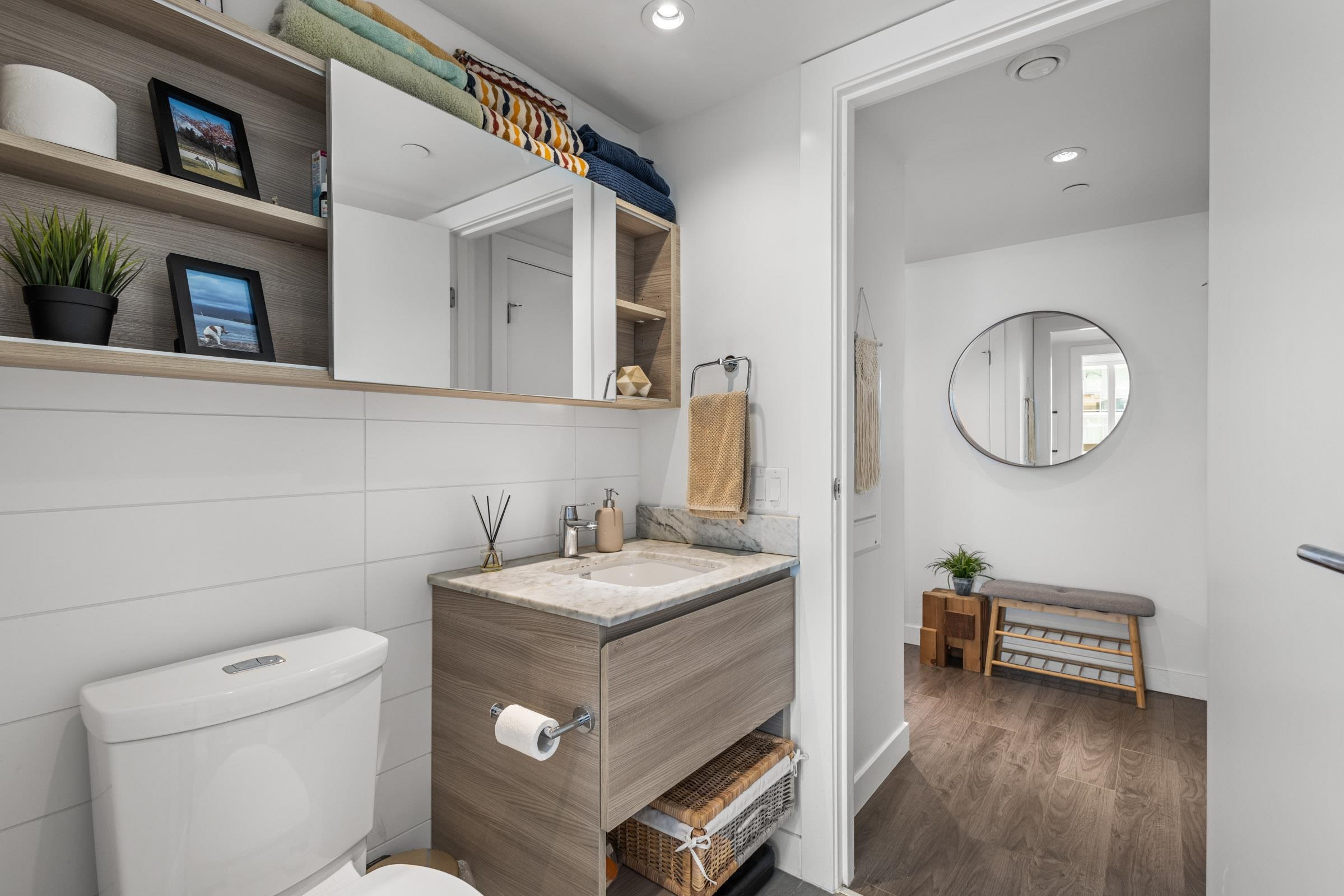 1607 908 QUAYSIDE DRIVE