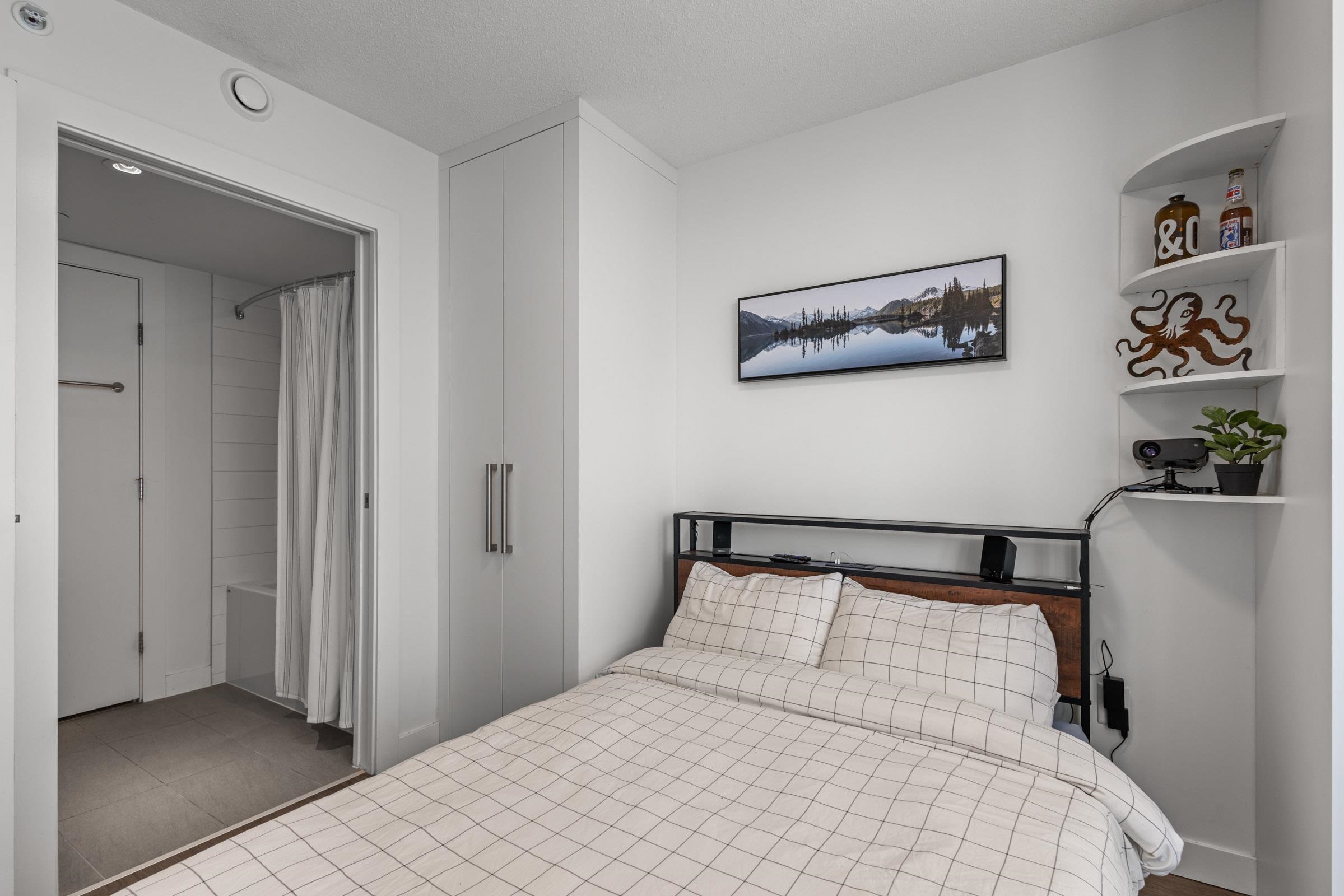 1607 908 QUAYSIDE DRIVE