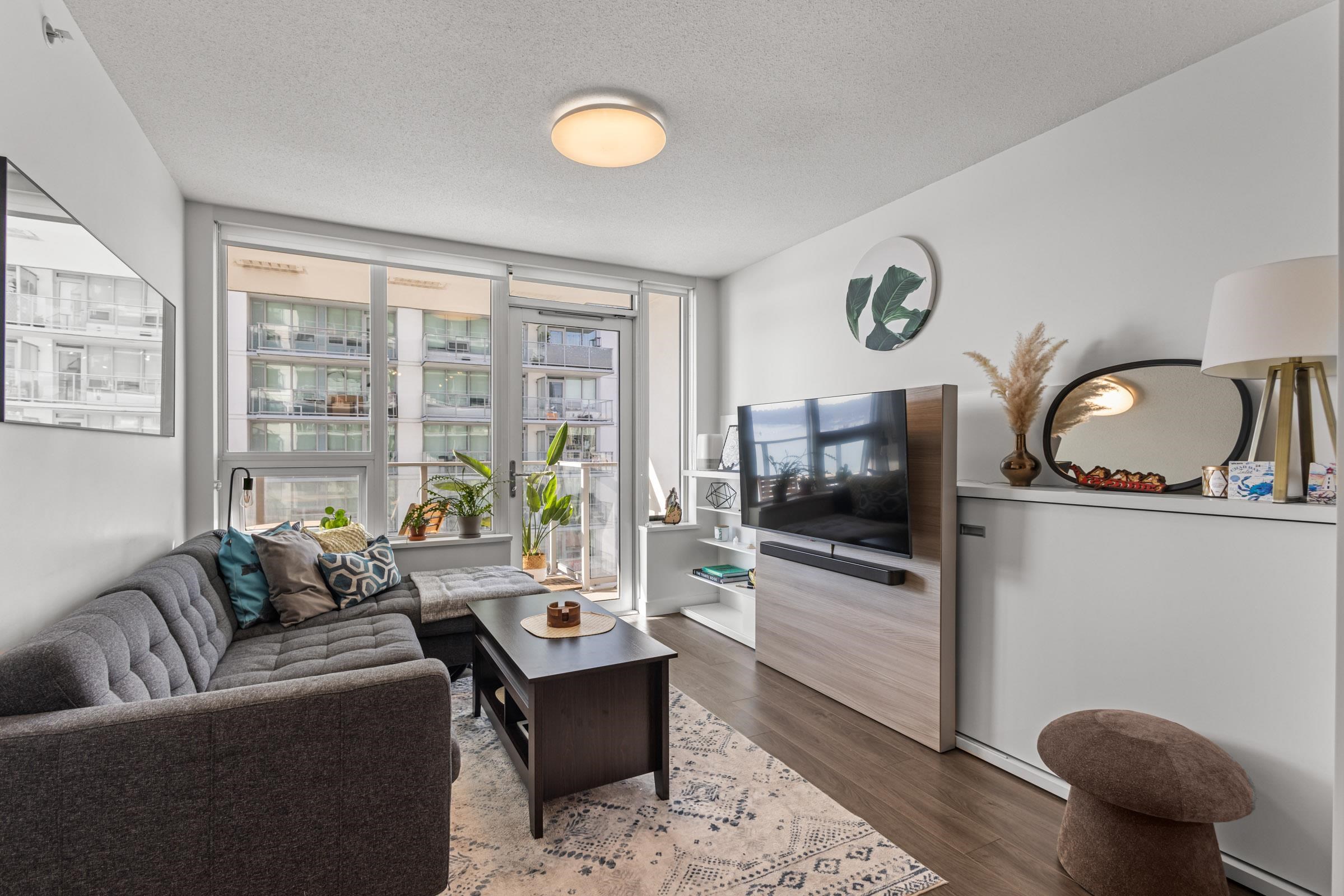 1607 908 QUAYSIDE DRIVE