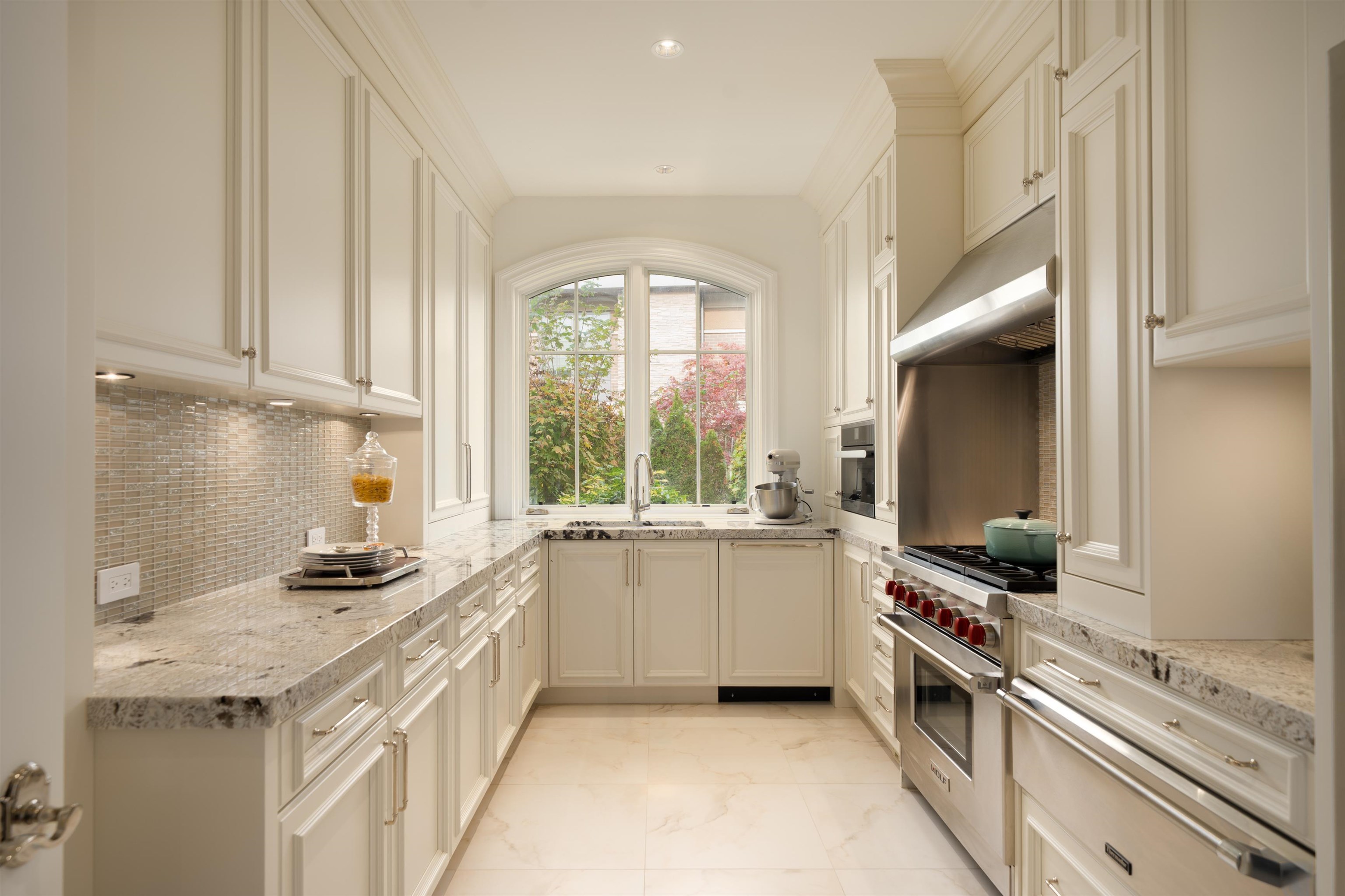 5795 NEWTON WYND