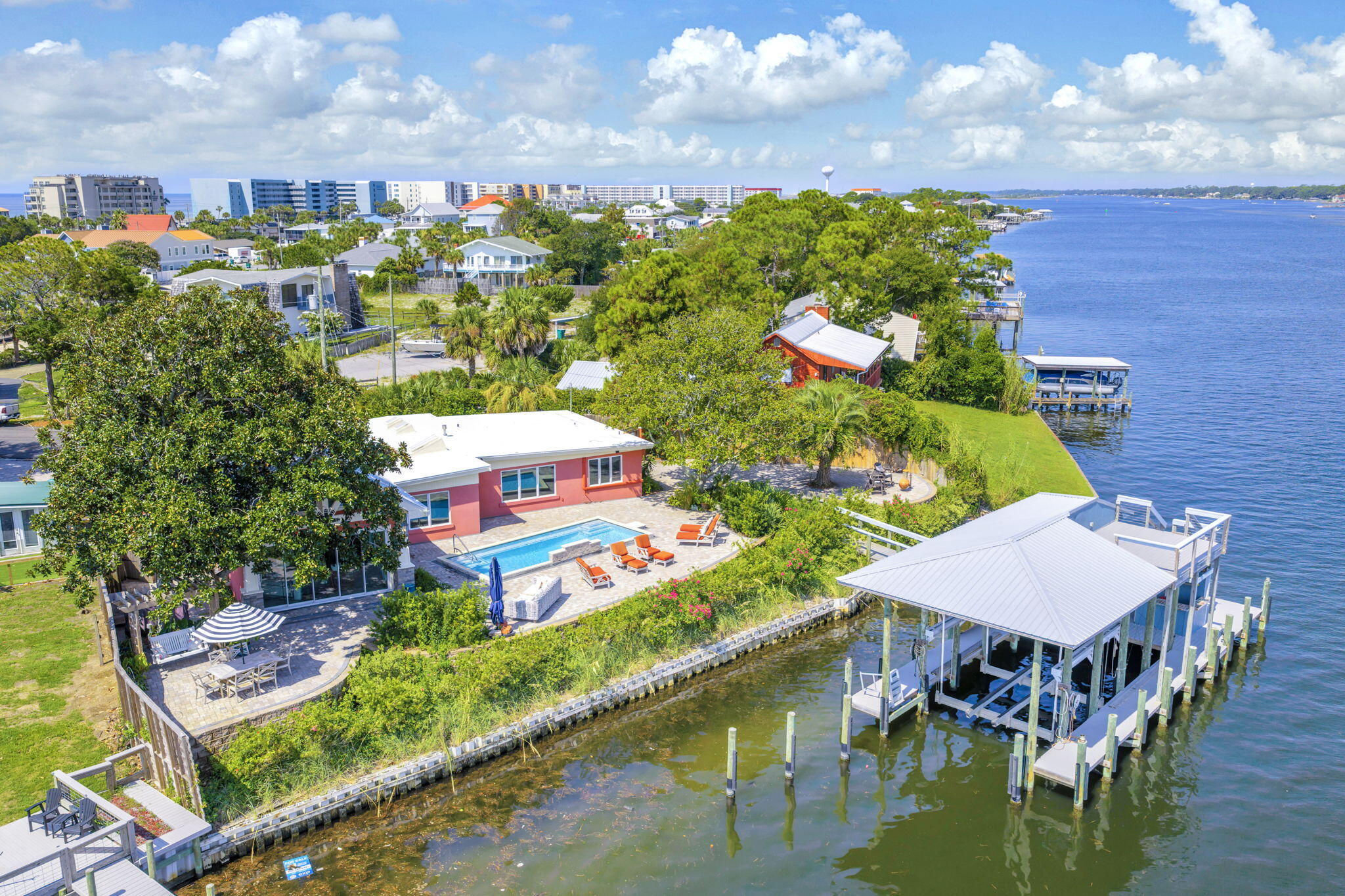 623 Pelican Drive