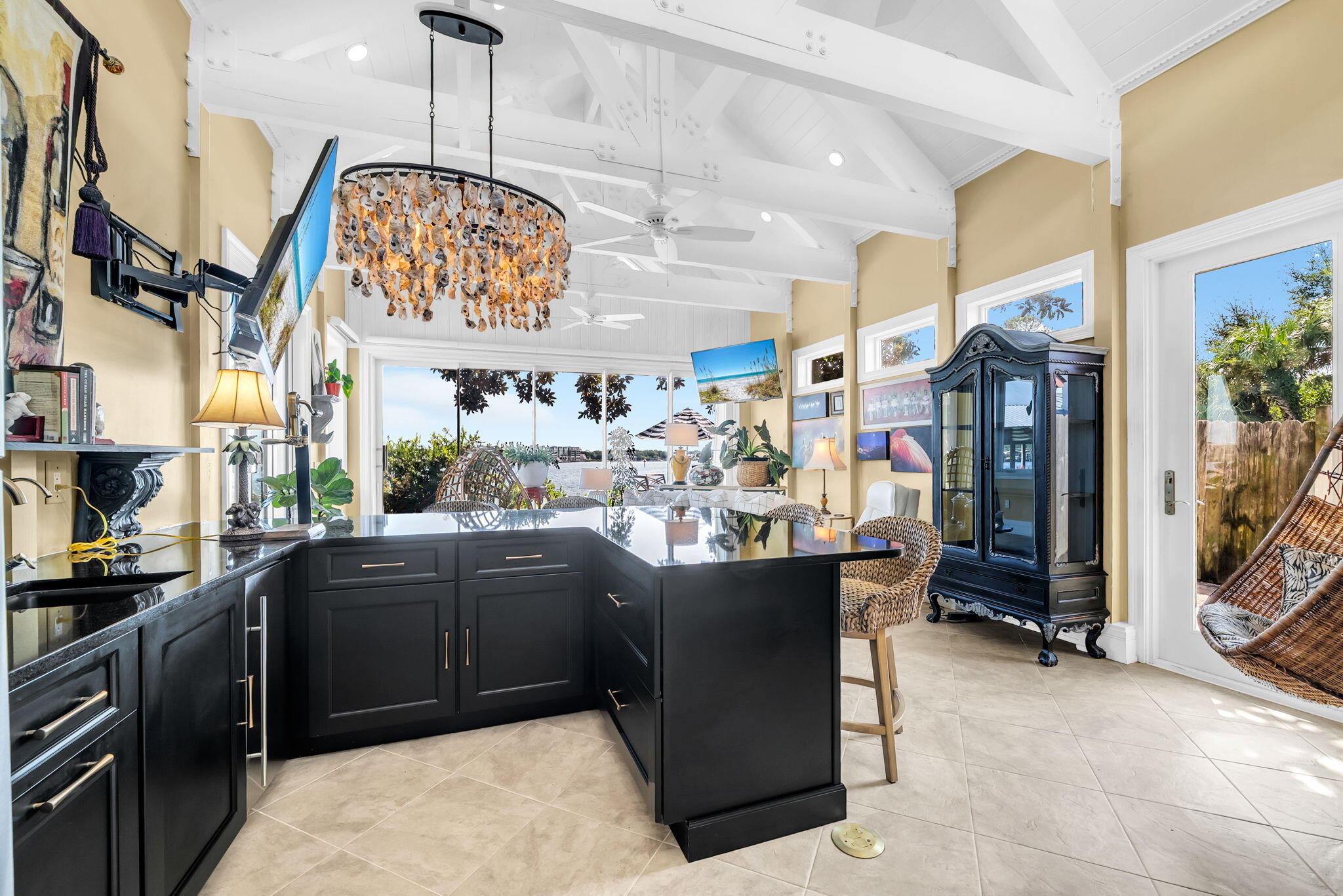 623 Pelican Drive