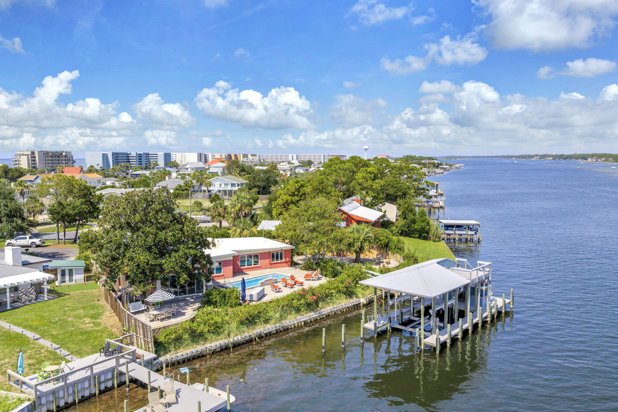 623 Pelican Drive