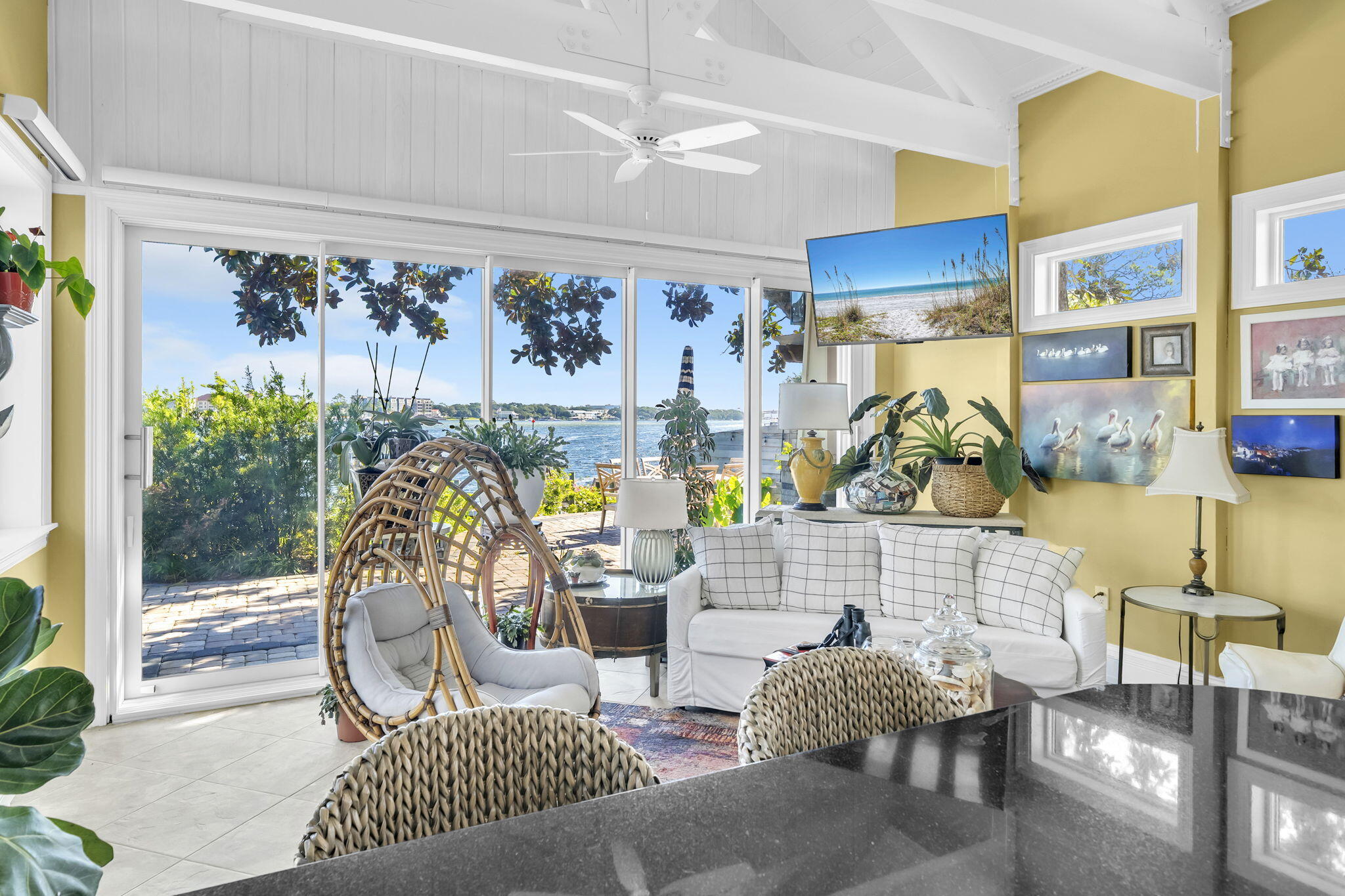 623 Pelican Drive