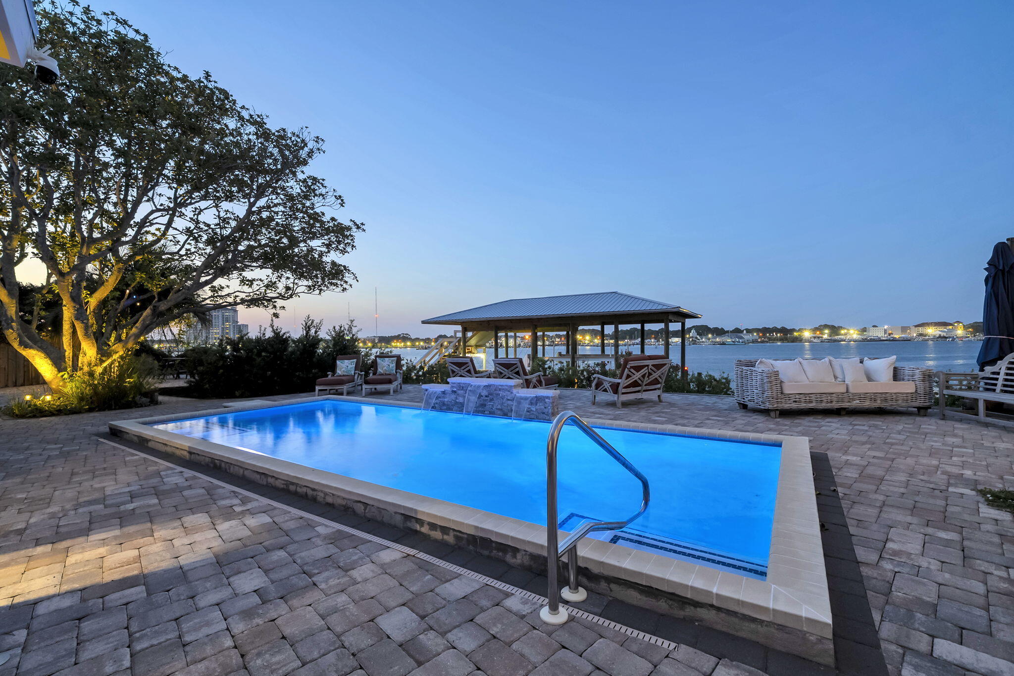 623 Pelican Drive