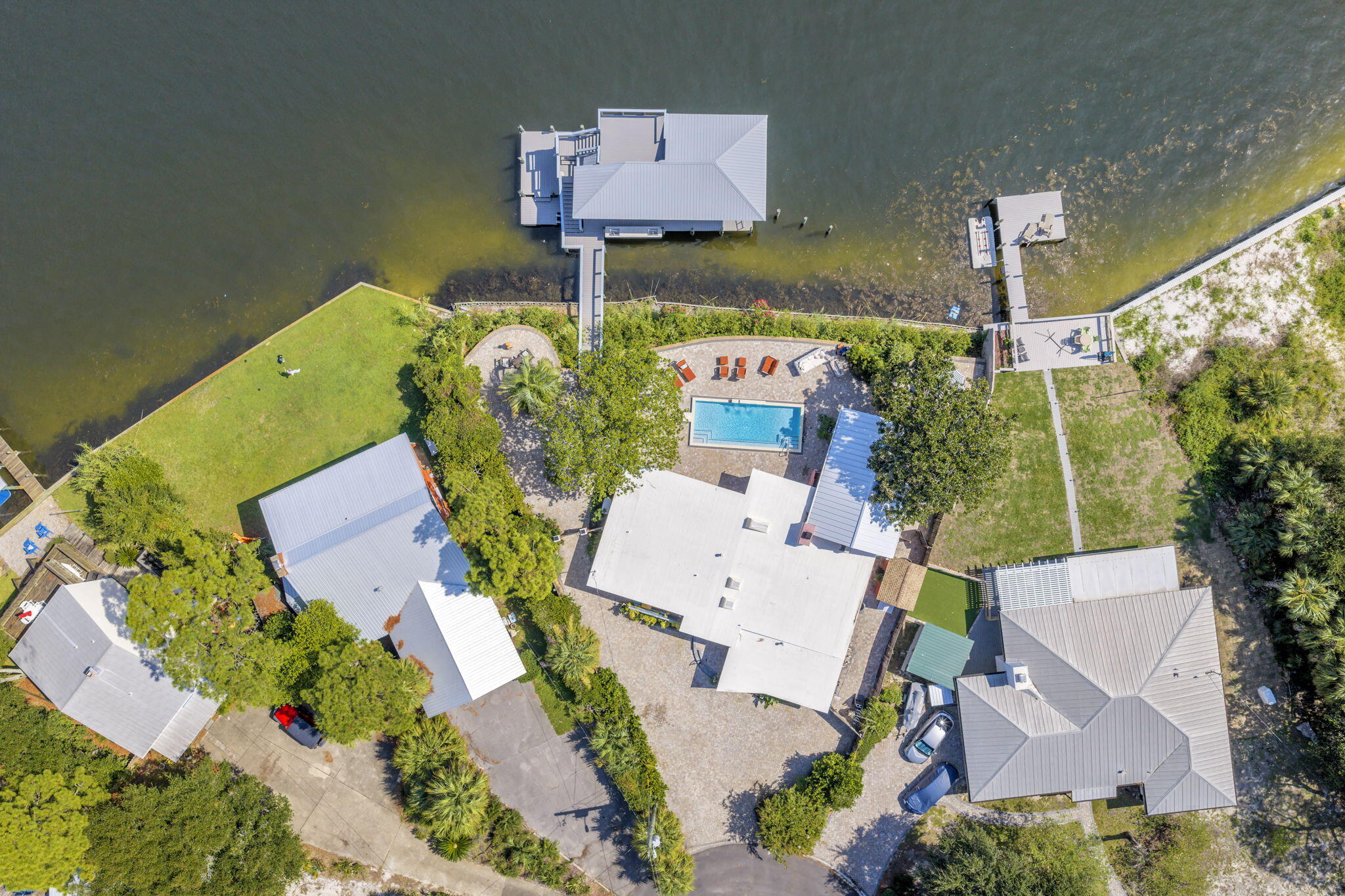 623 Pelican Drive