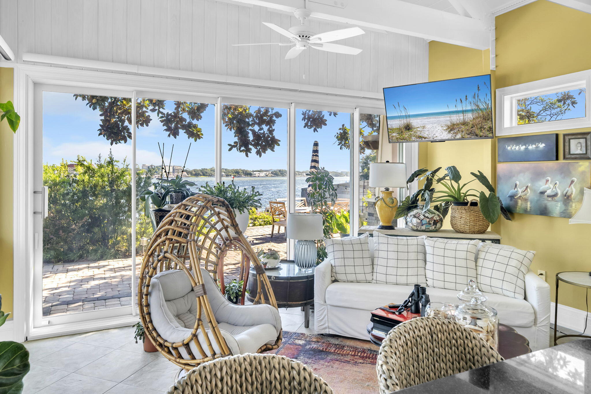 623 Pelican Drive
