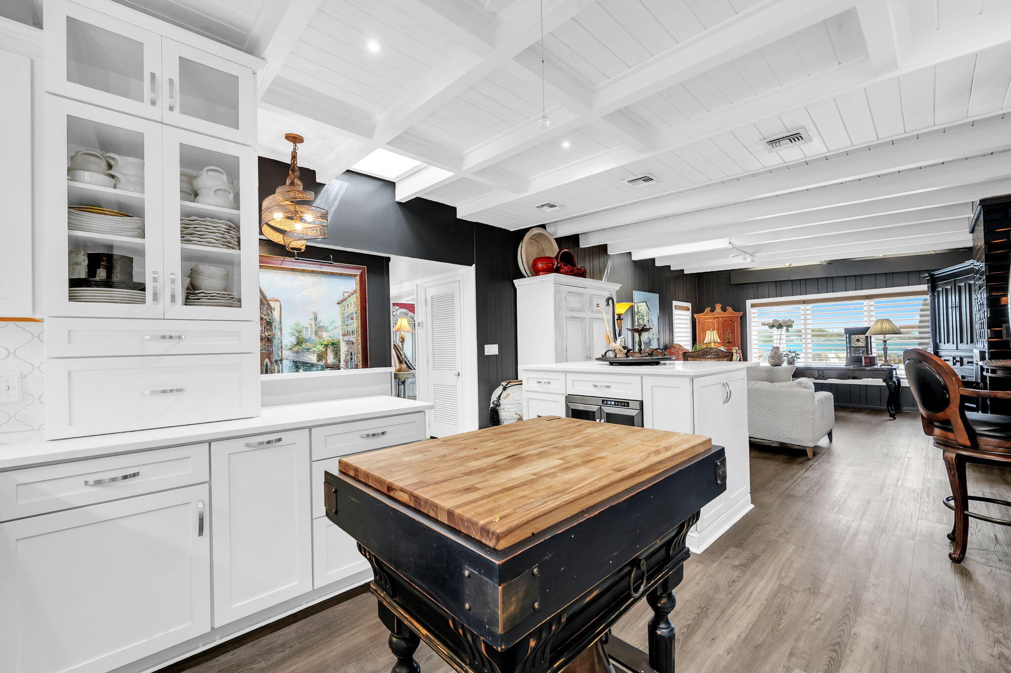 623 Pelican Drive