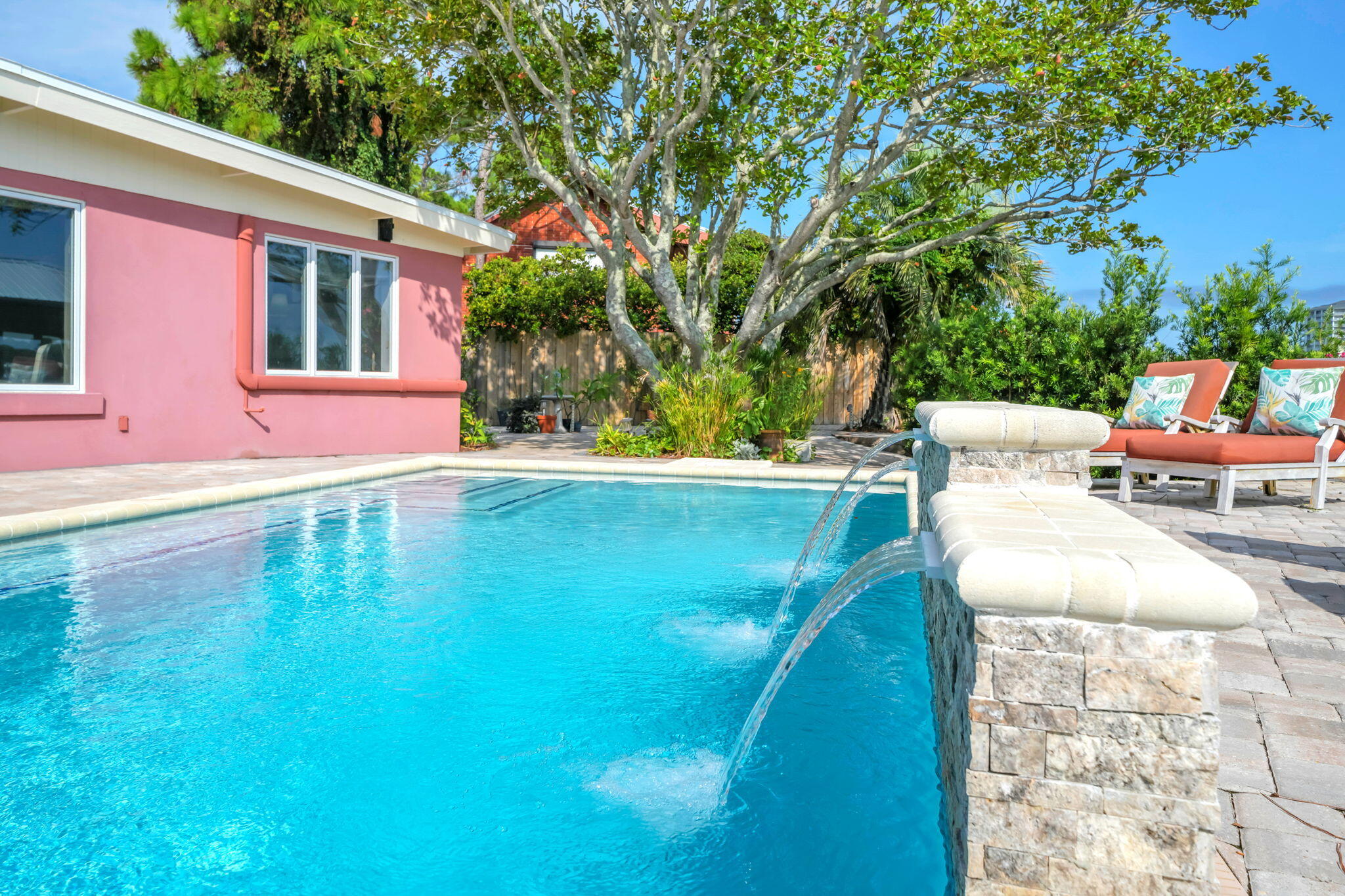 623 Pelican Drive