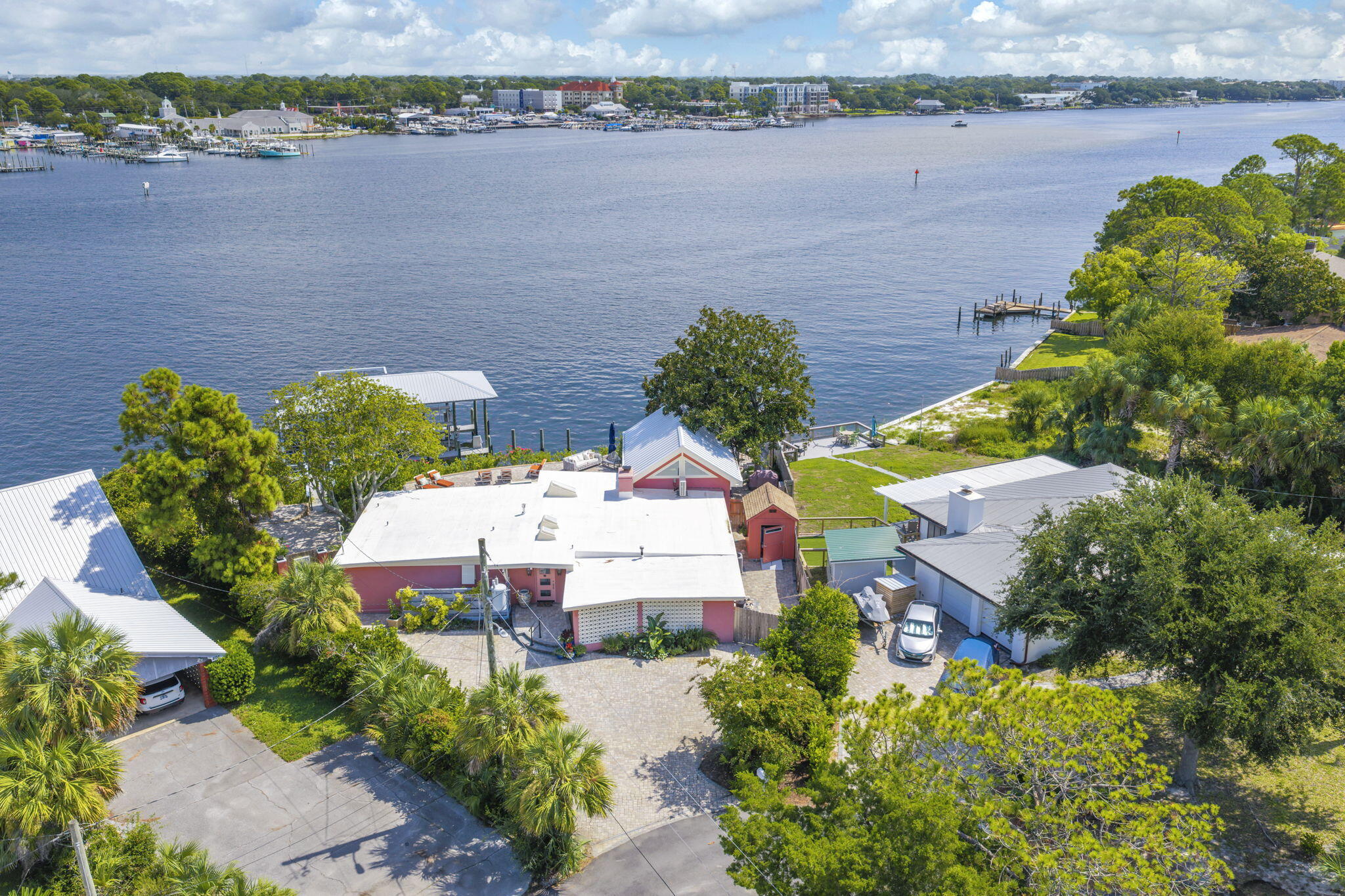 623 Pelican Drive